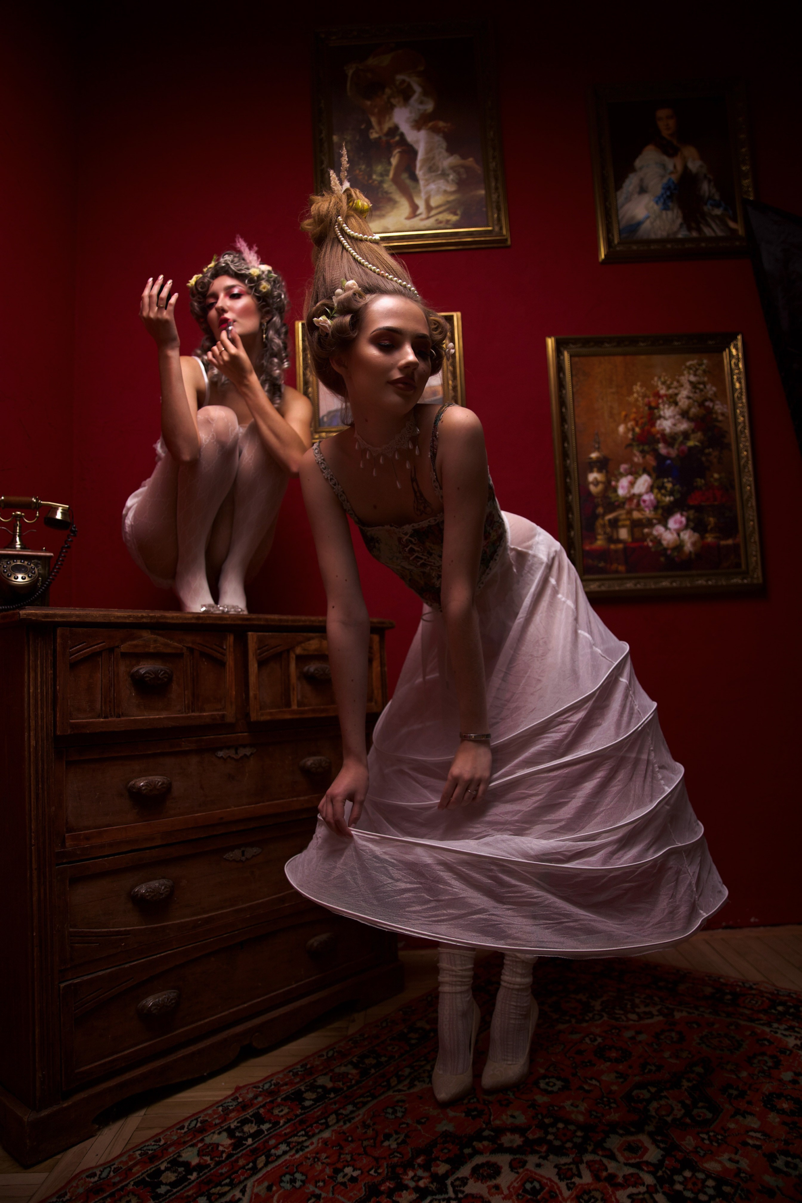 Придворные дамы. Фотограф Велькер Марина