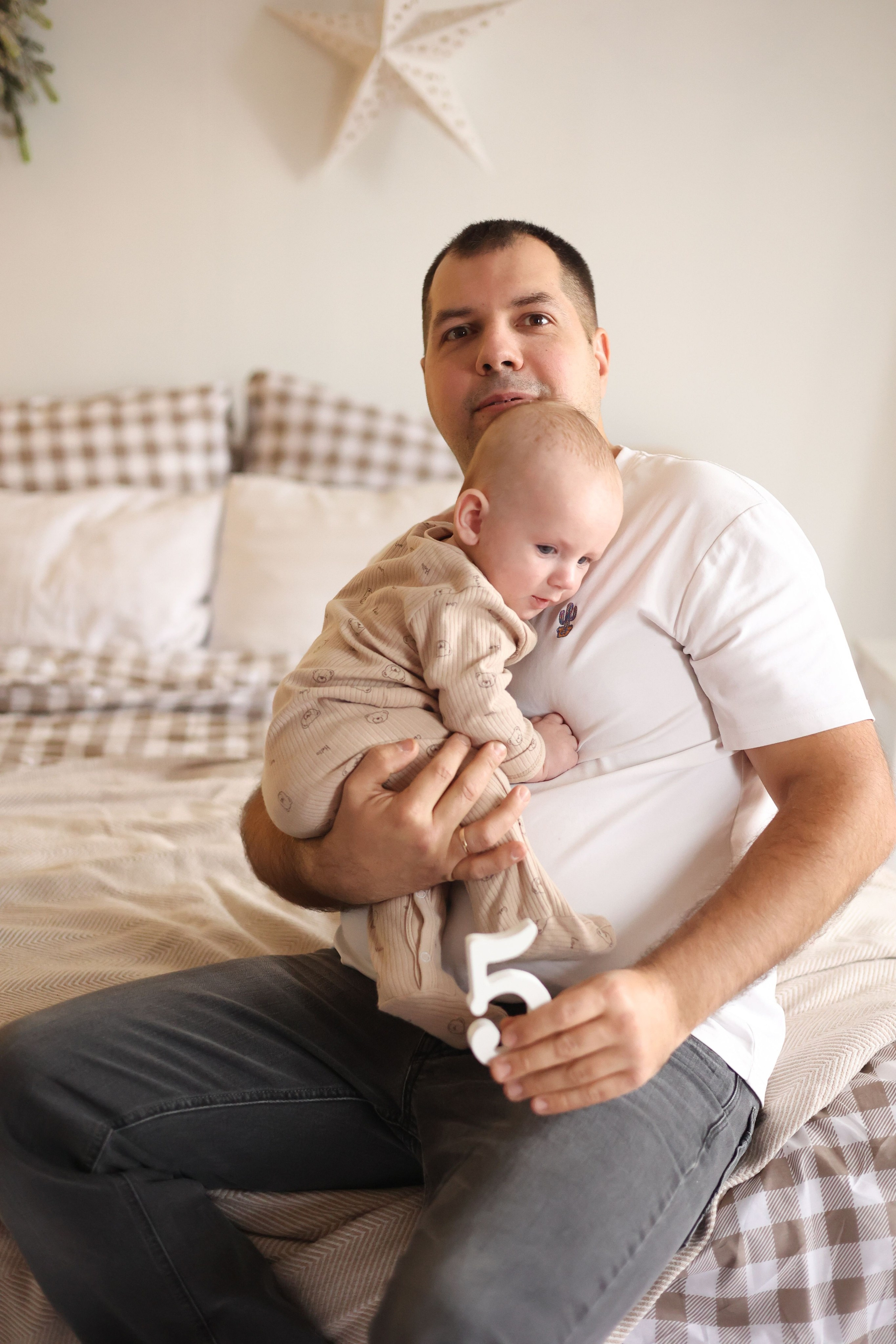 Новогодняя фотосессия. Надя, Денис и Макс. Фотограф ANNA GEREIHAN