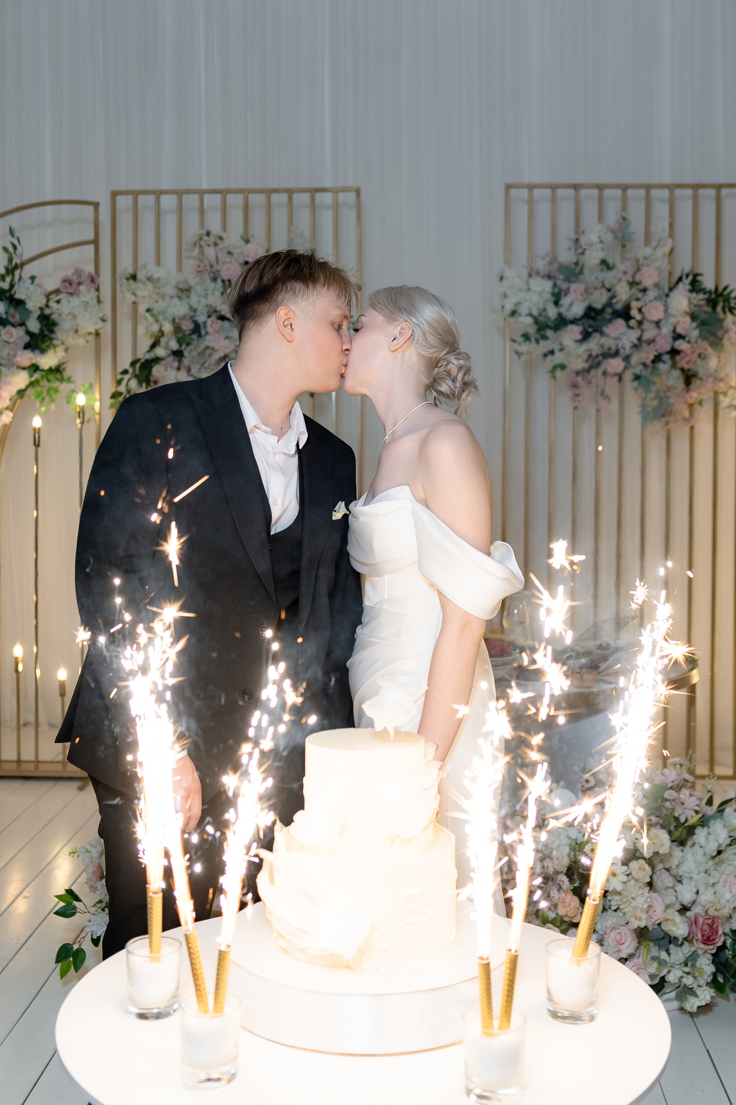 Владимир & Яна. RETOUCH-HOUSE