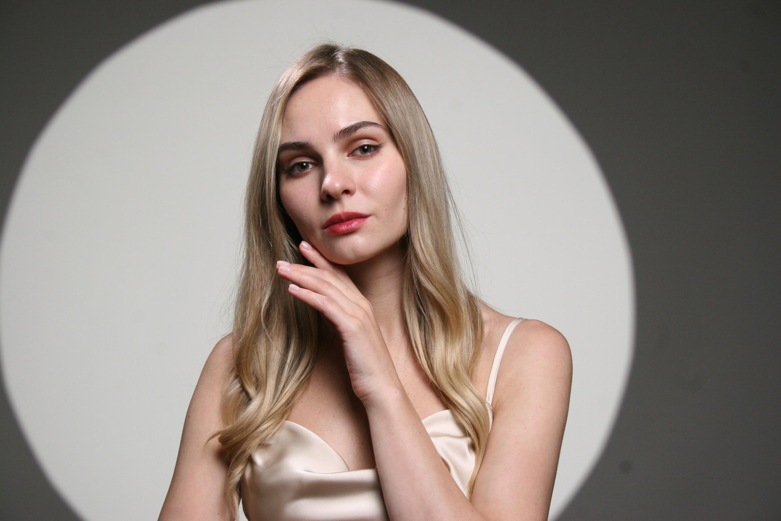 Студия. Креативный фотограф