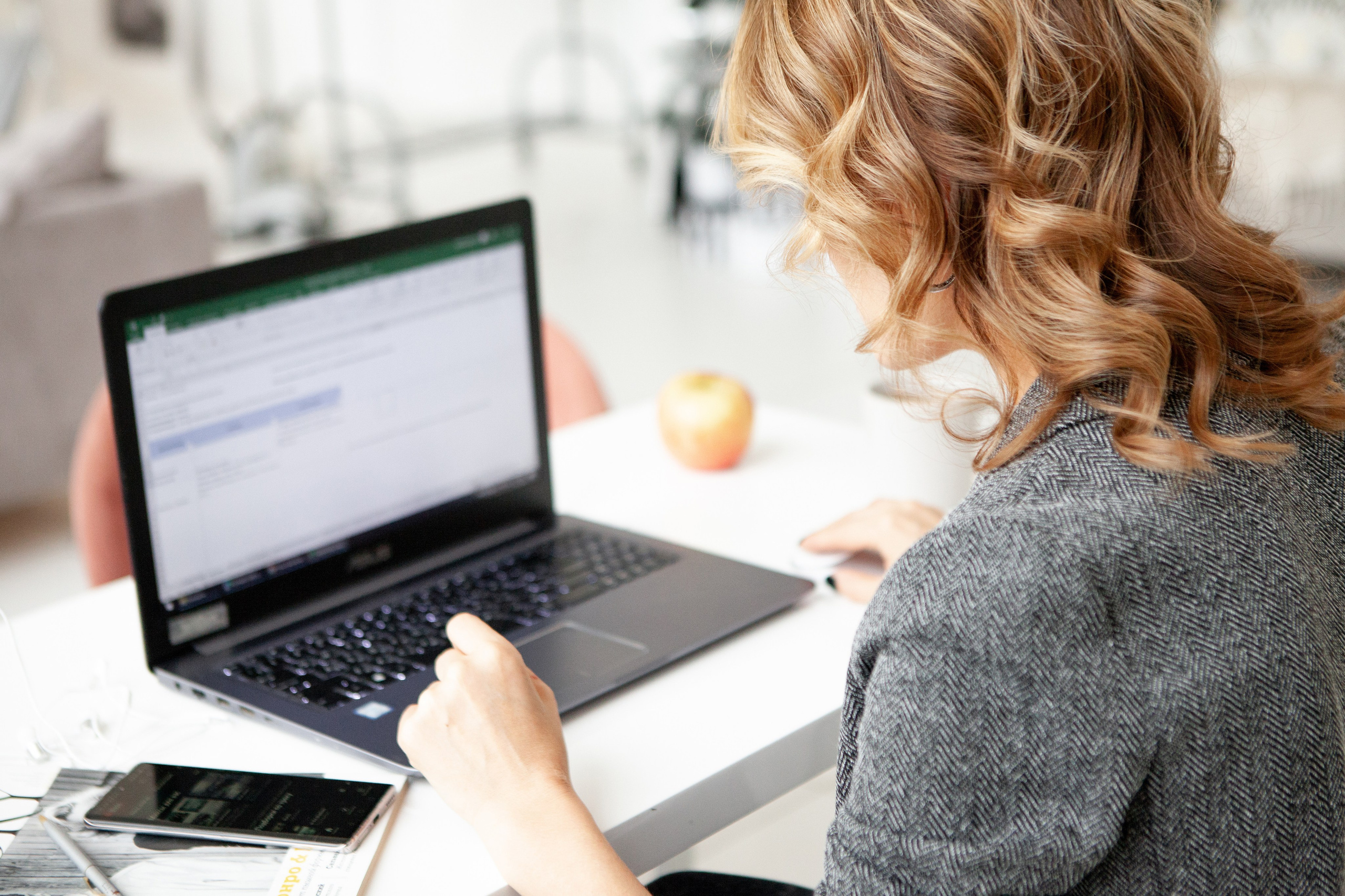 Эксперт по финансам, коуч. Фотограф Ольга Ефремова