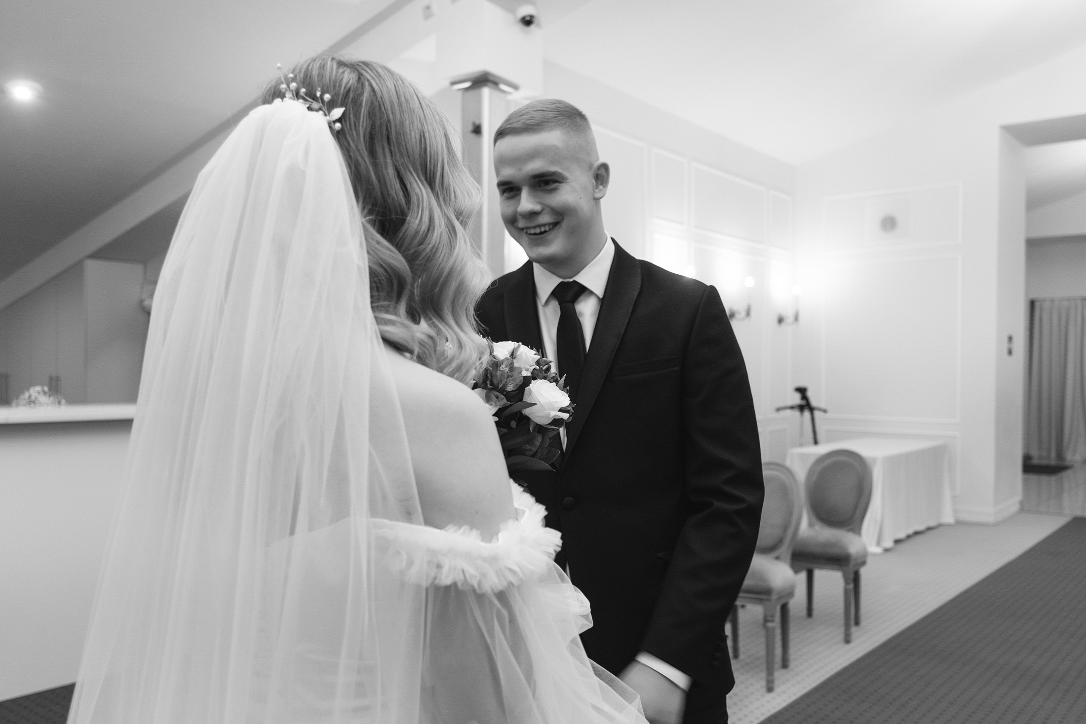 Свадебный фотограф — стильная и эмоциональная съемка вашего дня | Анна Кораблик. Свадебный фотограф в Екатеринбурге — заказ профессиональной фотосесии, все виды фотосъемки