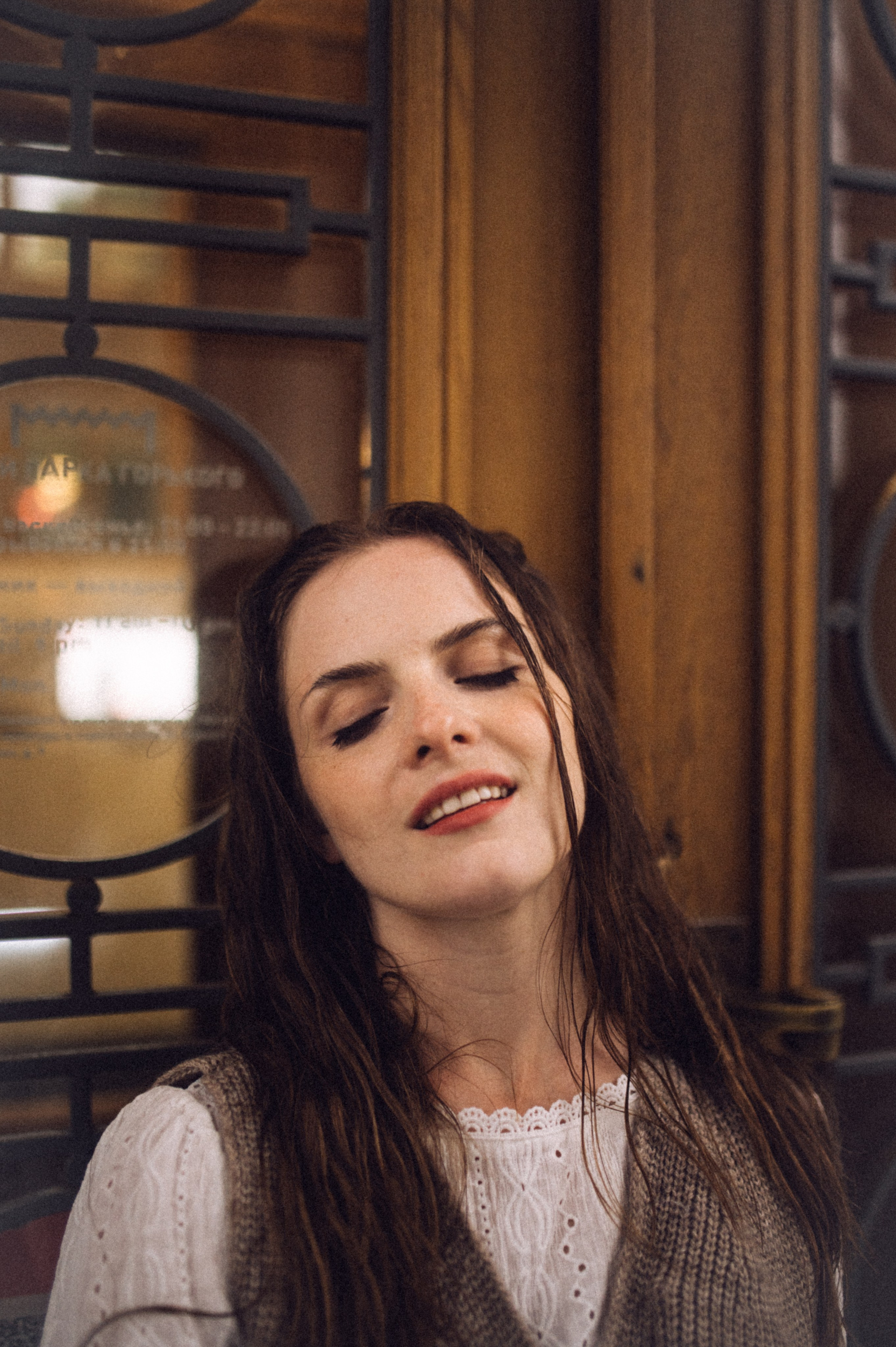 Под дождём🎥🤍. Лайфстайл фотограф в Москве Серебрянская Фаина