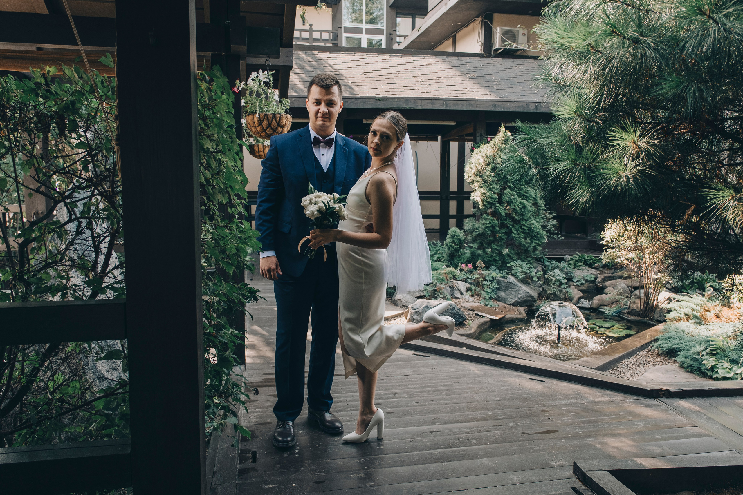 Свадебная прогулка в городе. Фотограф в Иркутске Анна Мирошникова