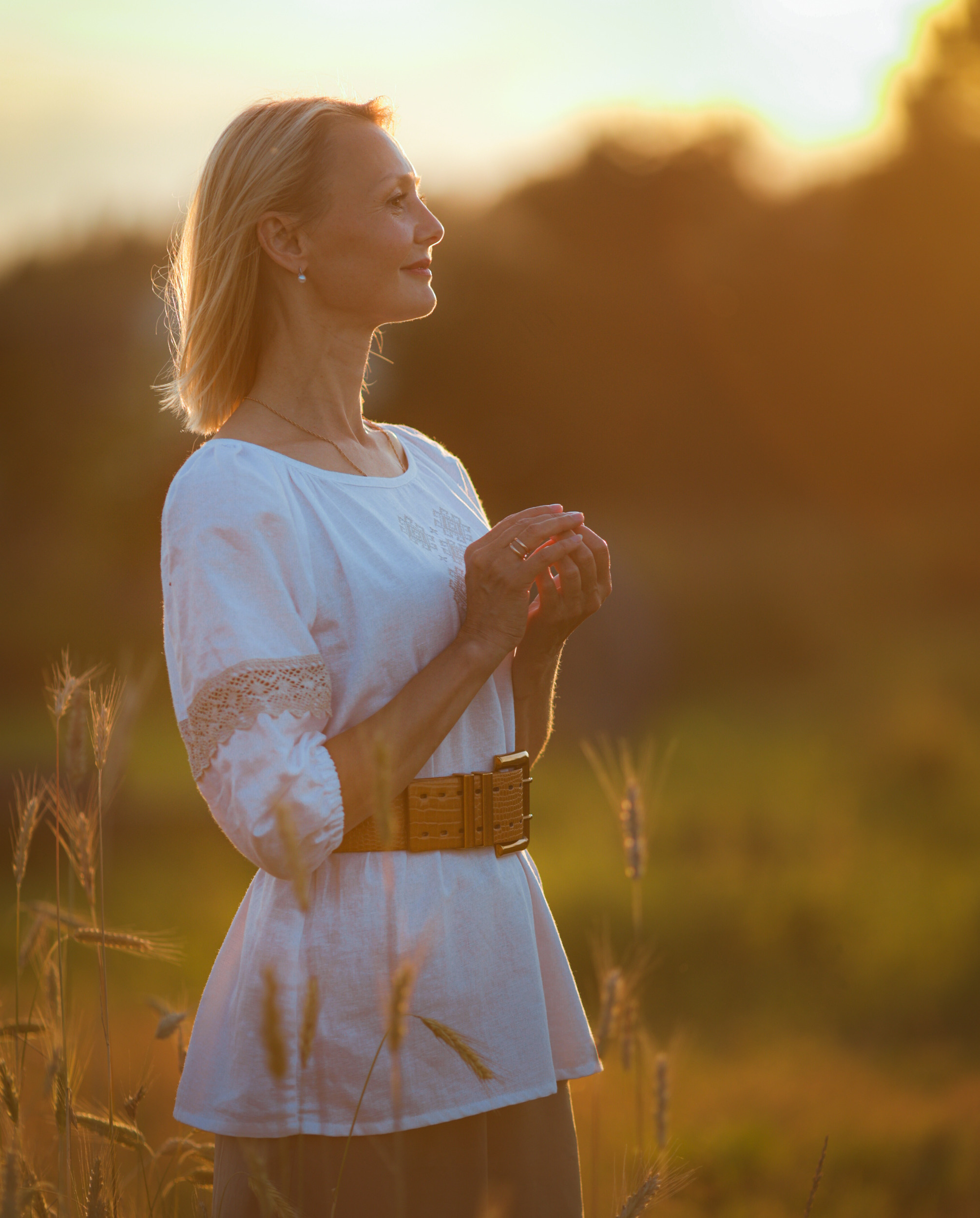 Фотосессия во ржи в Петрозаводске. Фотограф Варвара Ермоленко