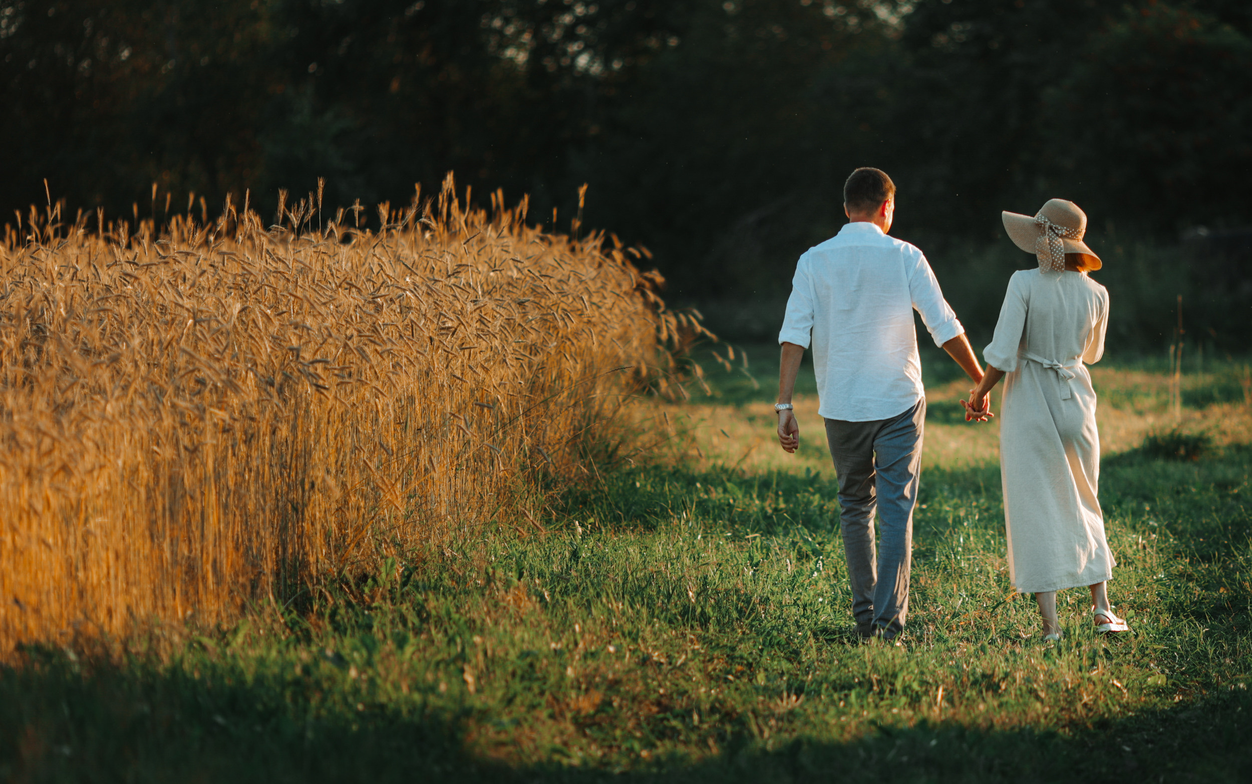 Фотосессия во ржи в Петрозаводске. Фотограф Варвара Ермоленко