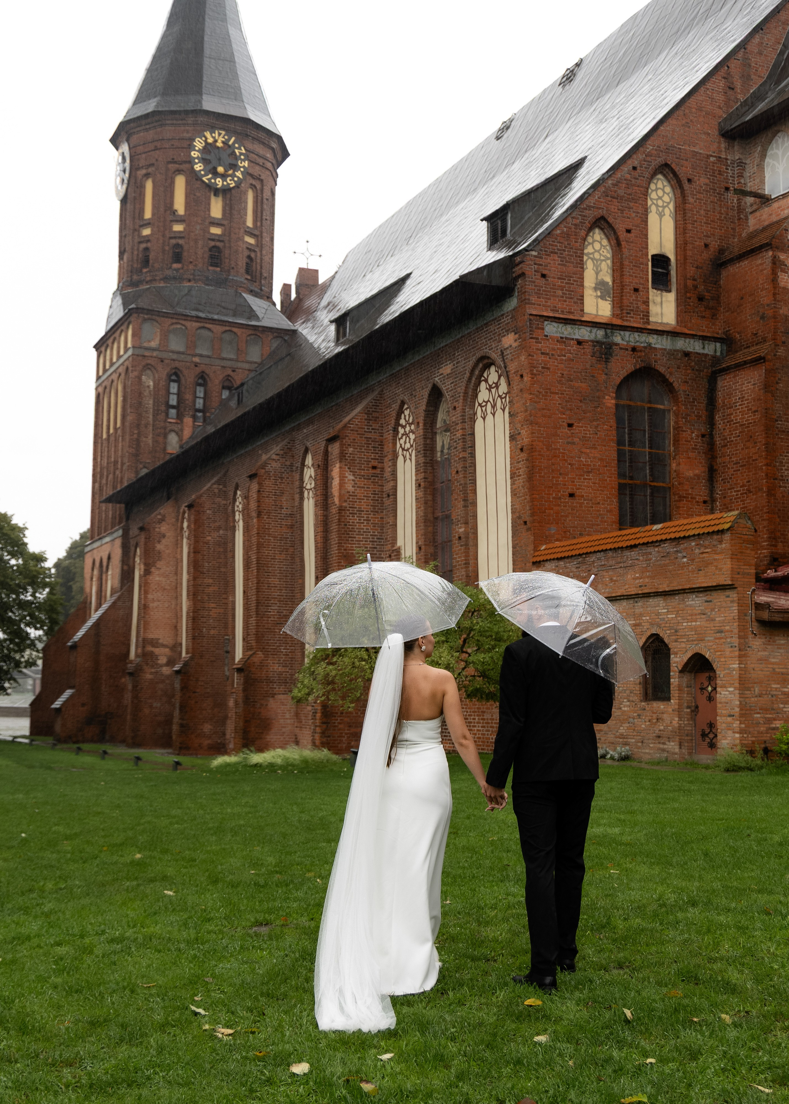 Свадьба Татьяна & Алексей | под дождем на острове Канта. Фотограф в Калининграде Сокирко Светлана