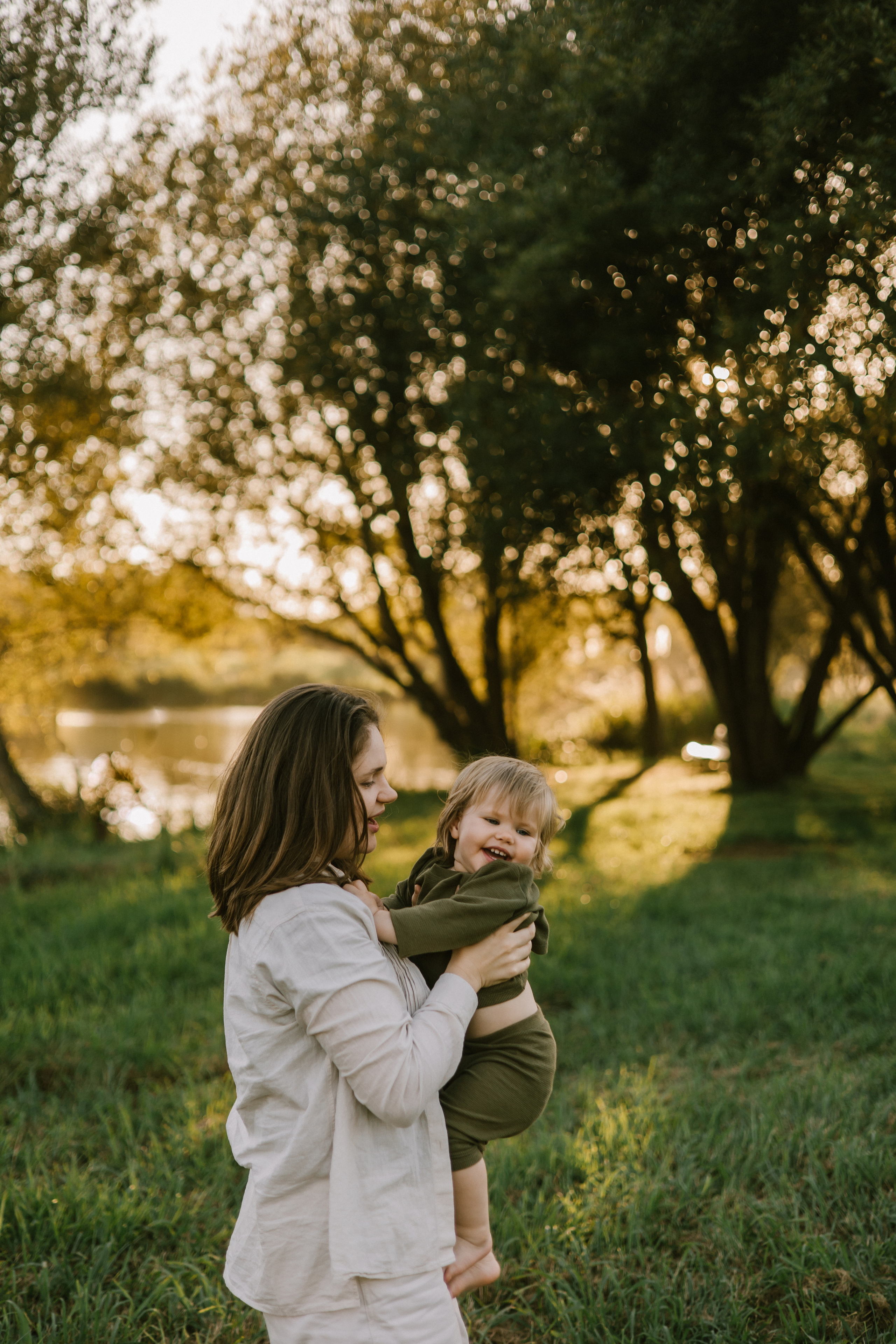 ВикаАнтонМайя. Wedding and family photographer OLGA KILVEIN
