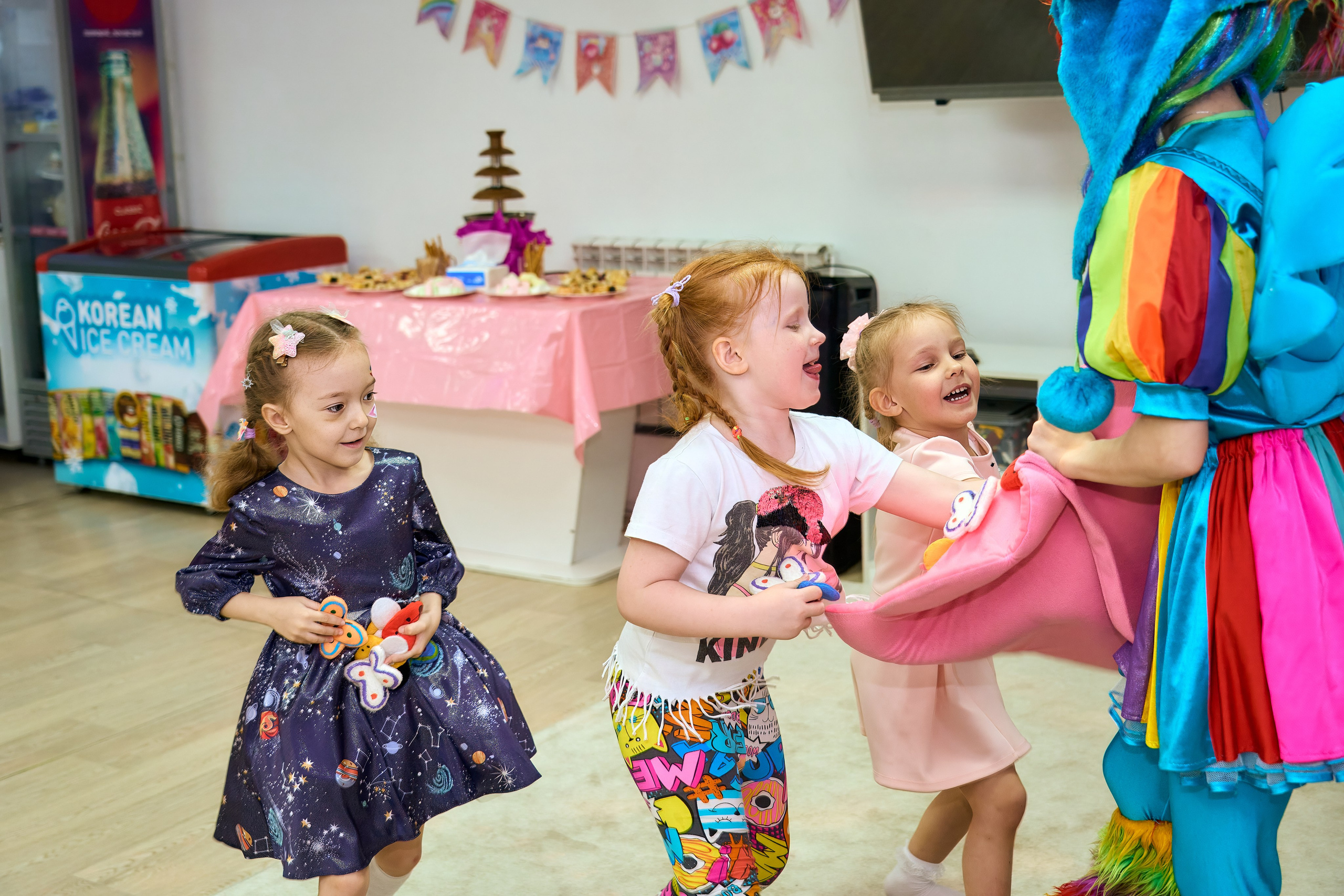 Универик. Фотограф на любой праздник в Южно-Сахалинске