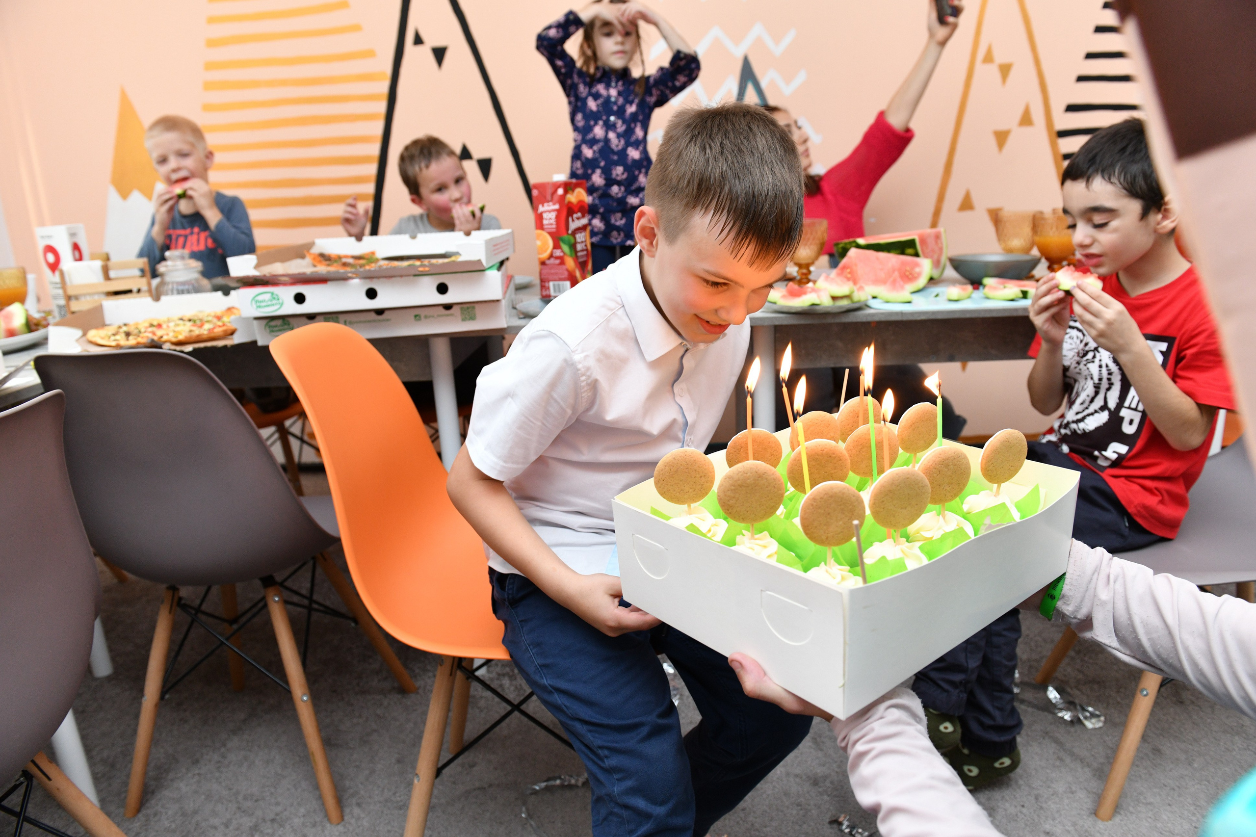 Игровой центр. Кот на нитке. Мытищи. Фотограф Крещения и Венчания в Москве и МО