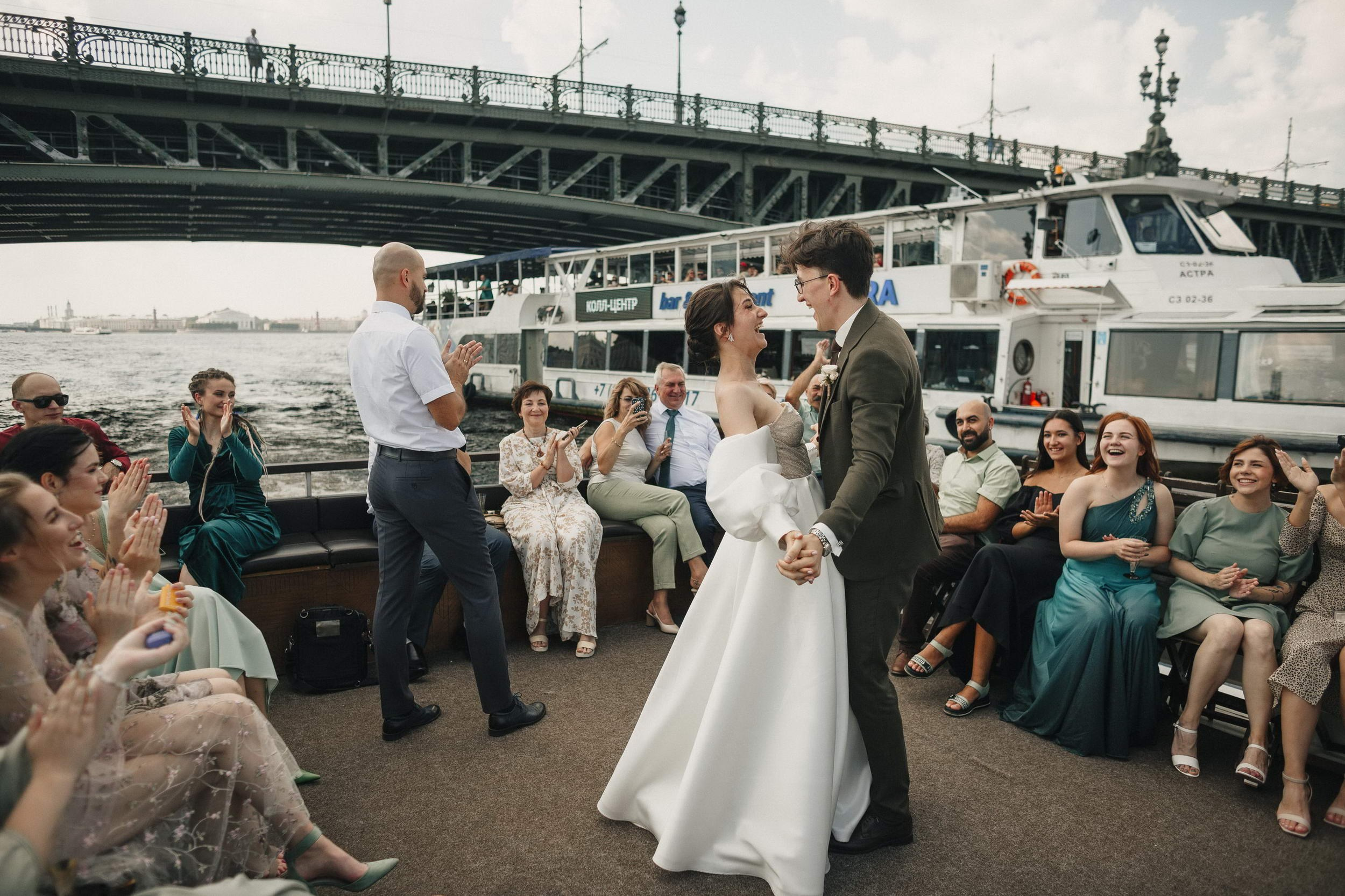 Лучшая свадебная фотосессия. Свадебный фотограф Игорь Брундасов 8PHOTO на свадьбу венчание загс СПб