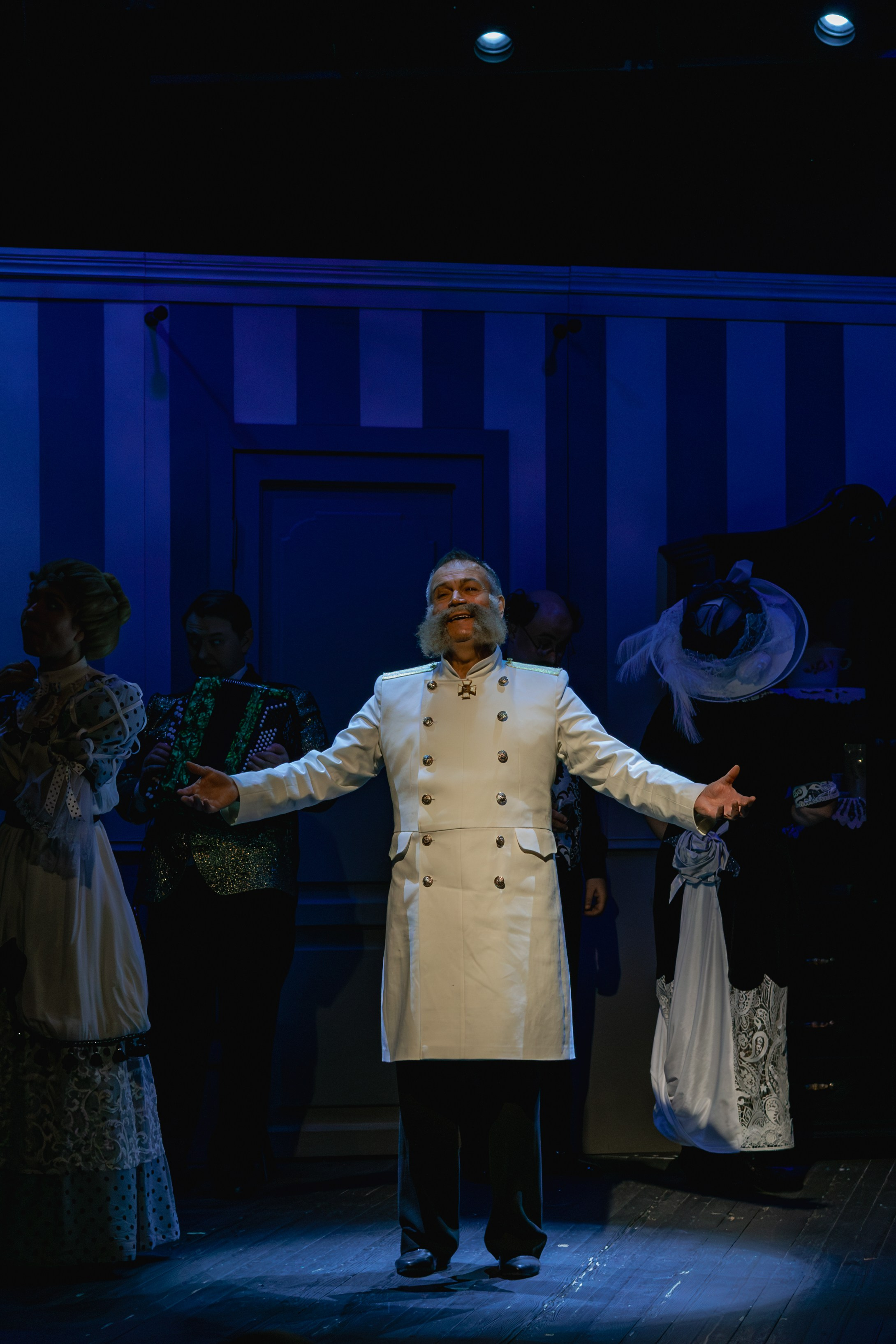 Театр Юного Зрителя «Две свадьбы». Фотограф Марк Файзулин