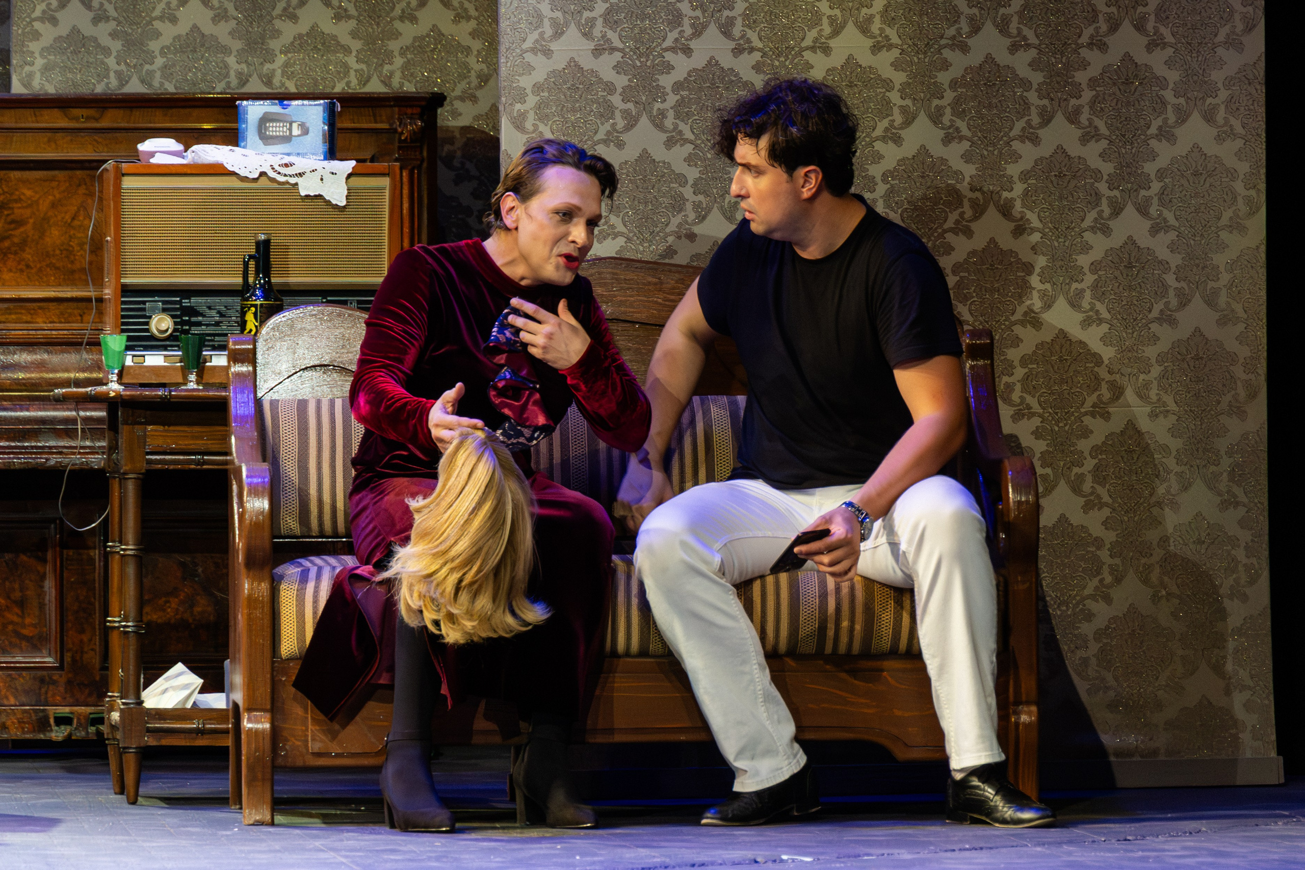 Театр Юного Зрителя «Отчаянные Тетки». Фотограф Марк Файзулин