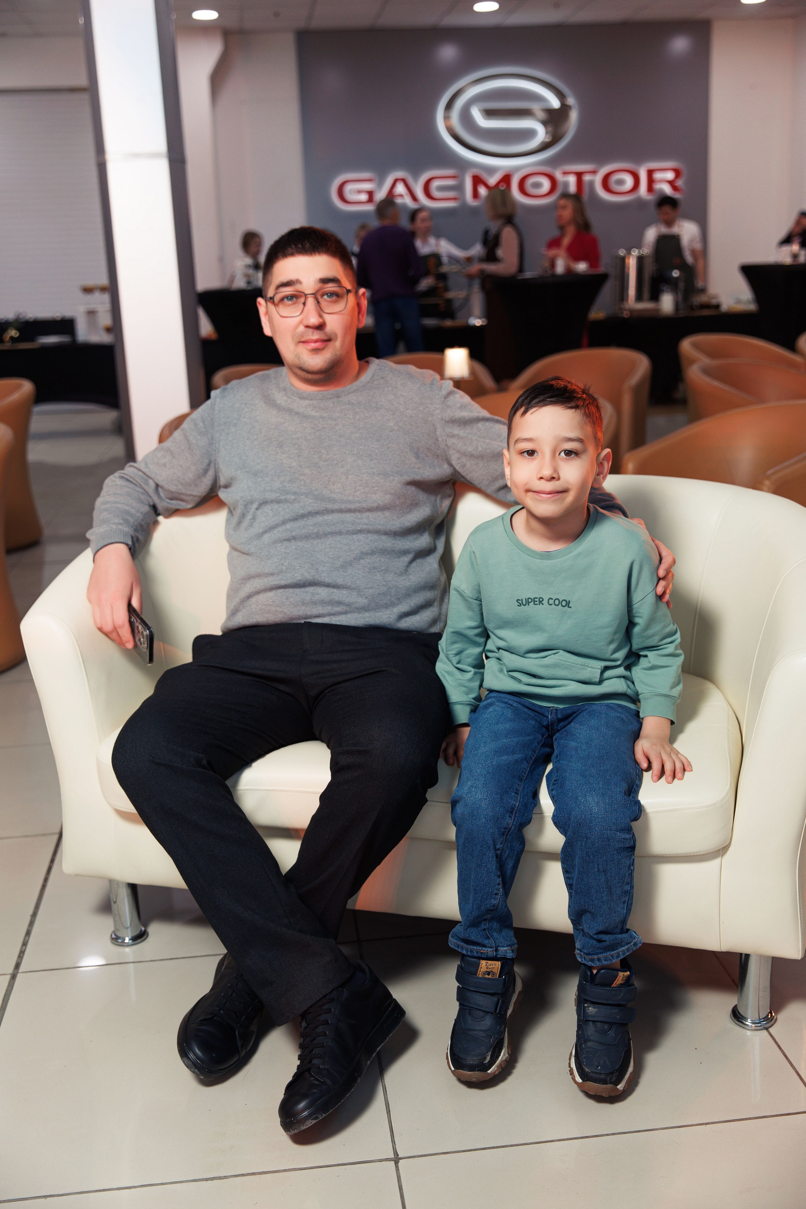 Презентация новой Toyota RAV4. Репортажный и свадебный фотограф в Уфе Павел Кожевников