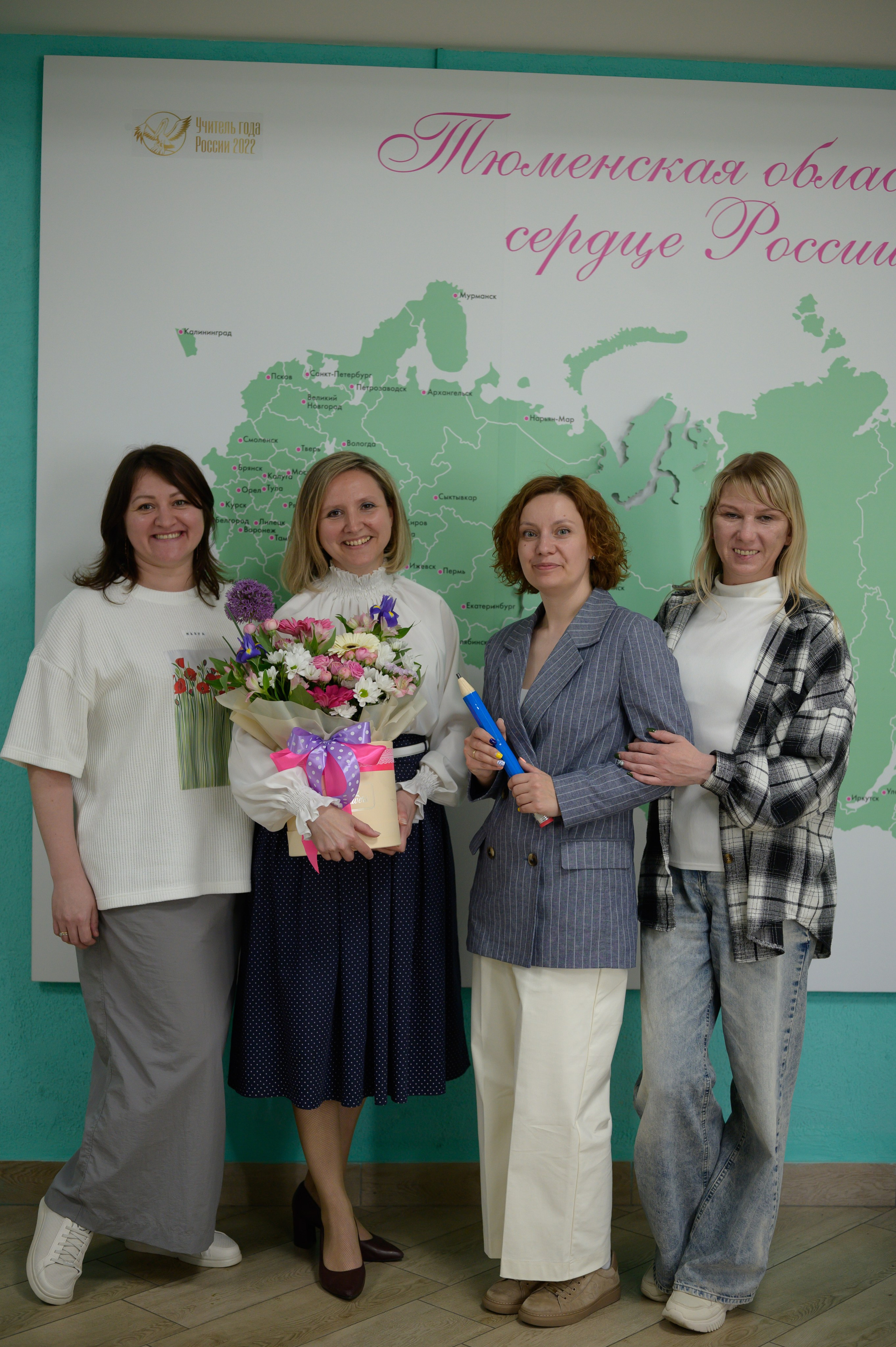 Выпускной 4Б гимназия № 16. Фотограф новорожденных, семейный детский в Тюмени Татьяна Морозова