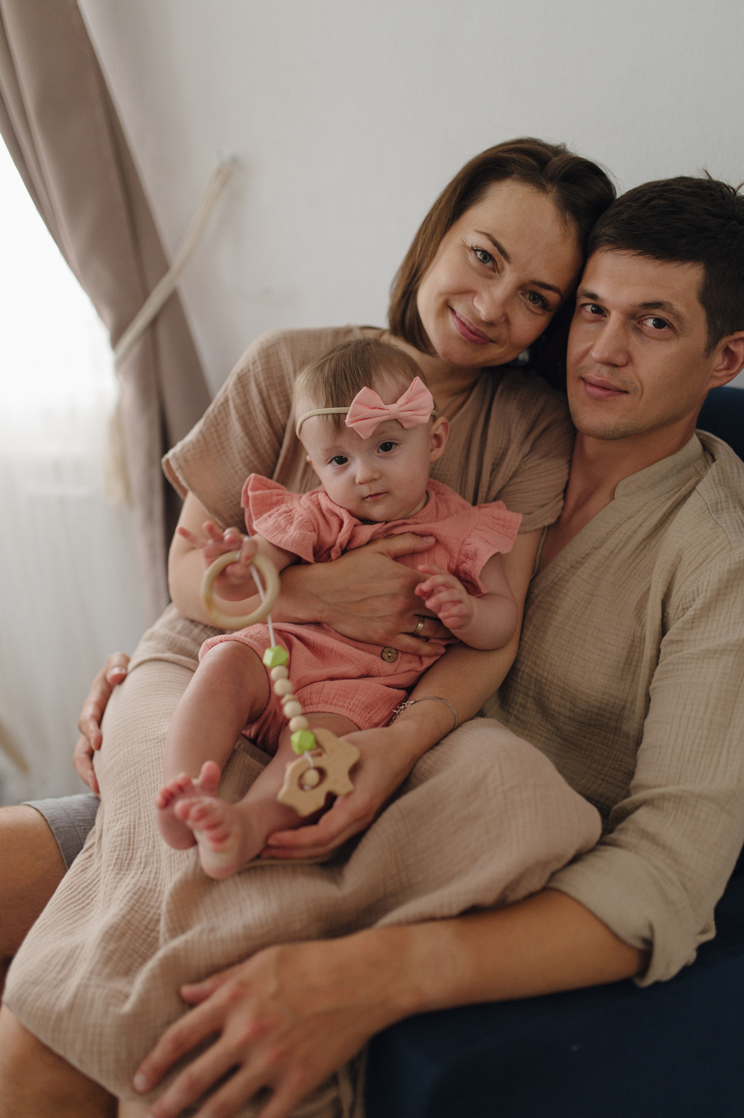 Ульяна, Яша и Лия. Домашняя история. Свадебный фотограф Москва и Санкт-Петербург. Анастасия Чудина