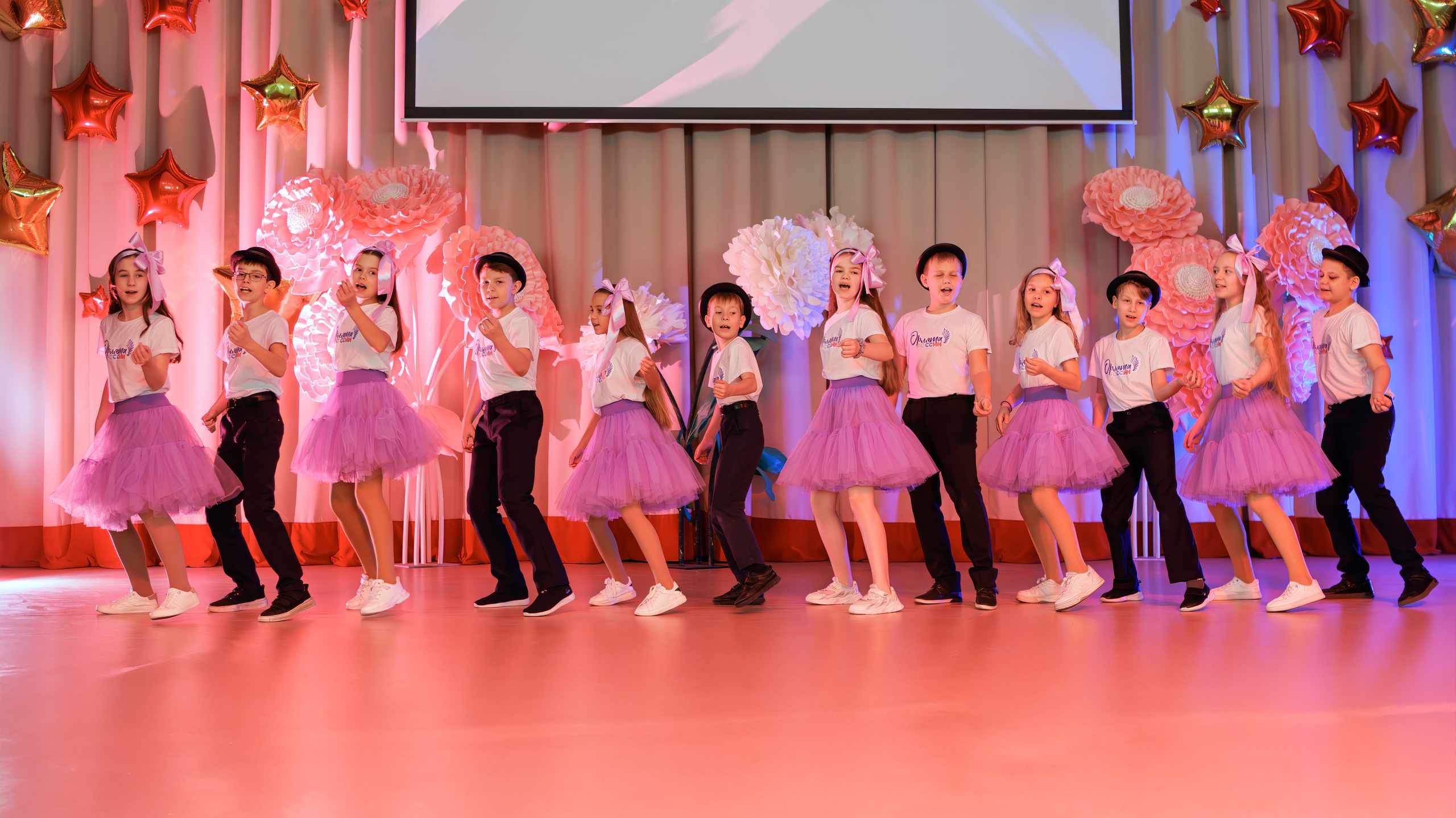 Подготовка к конкурсу «Поющие Орлята». Выпускные альбомы и школьный фотограф в Подольске, Троицке, Щербинке, Москве и Московской области