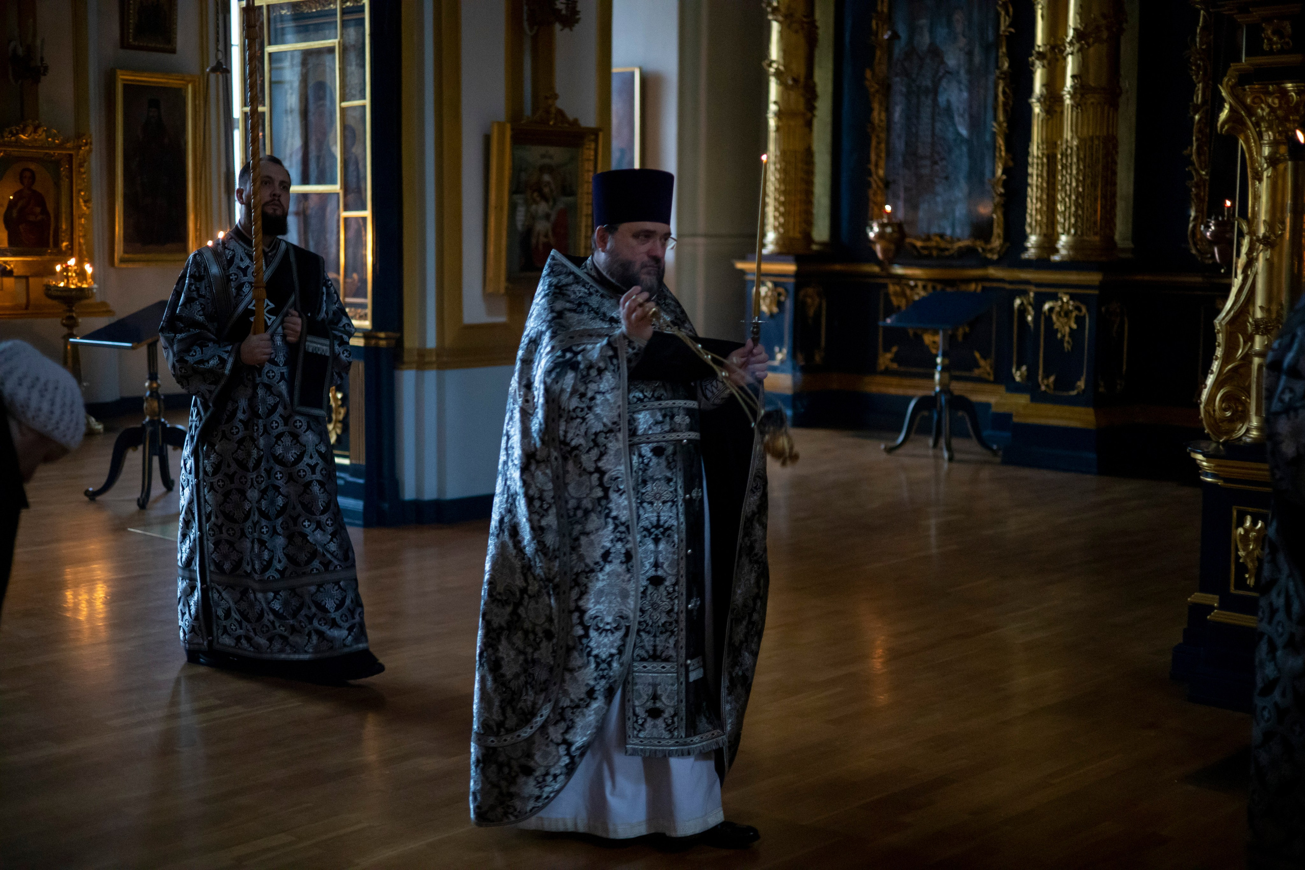 УТРЕНЯ ВЕЛИКОГО ПЯТКА. НИКОЛО-БОГОЯВЛЕНСКИЙ МОРСКОЙ СОБОР