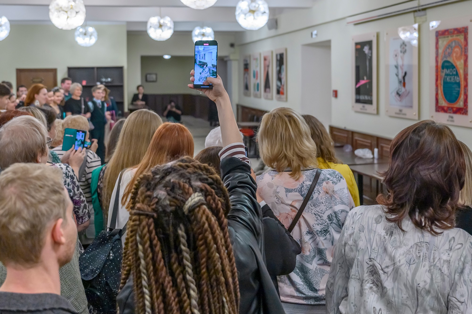 Репортажная съемка мероприятия «Ночь театров» в Московском театре оперетты. 2025. Фотограф Анна Мельникова | Москва