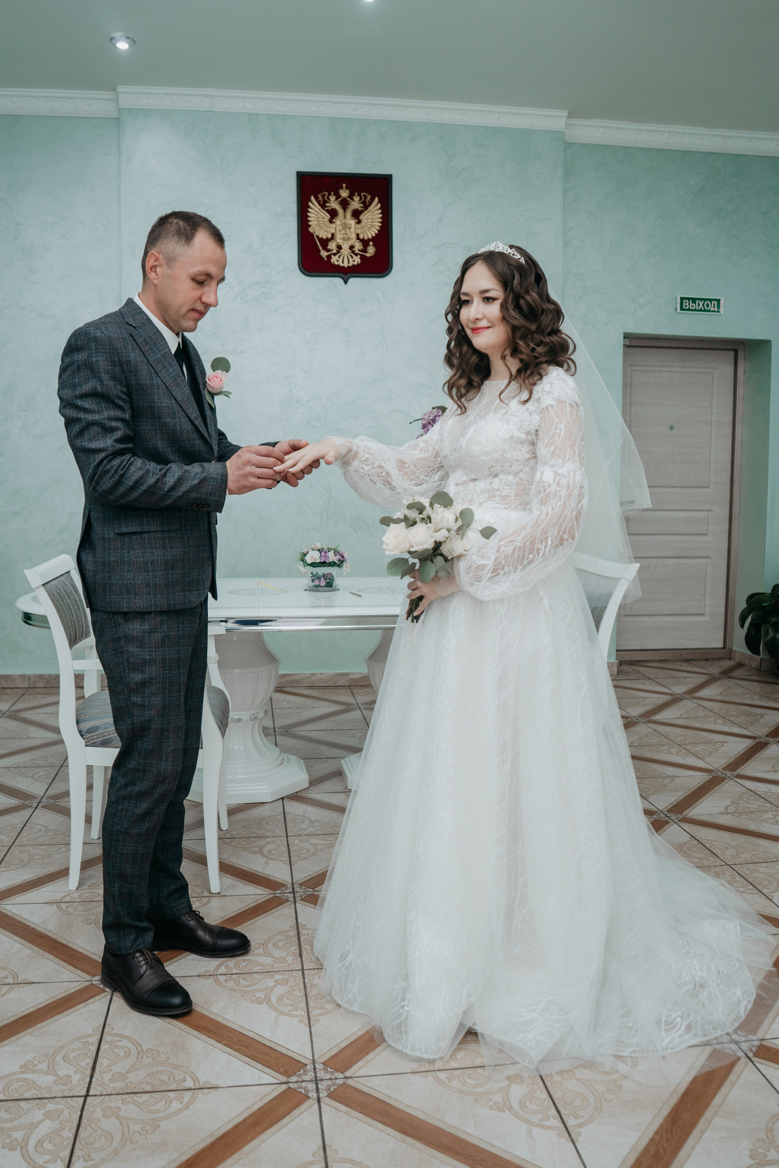 Свадебный фотографии с прогулки в окрестностях Улан-Удэ. Фотограф в Улан-Удэ. Свадебный фотограф в Улан-Удэ