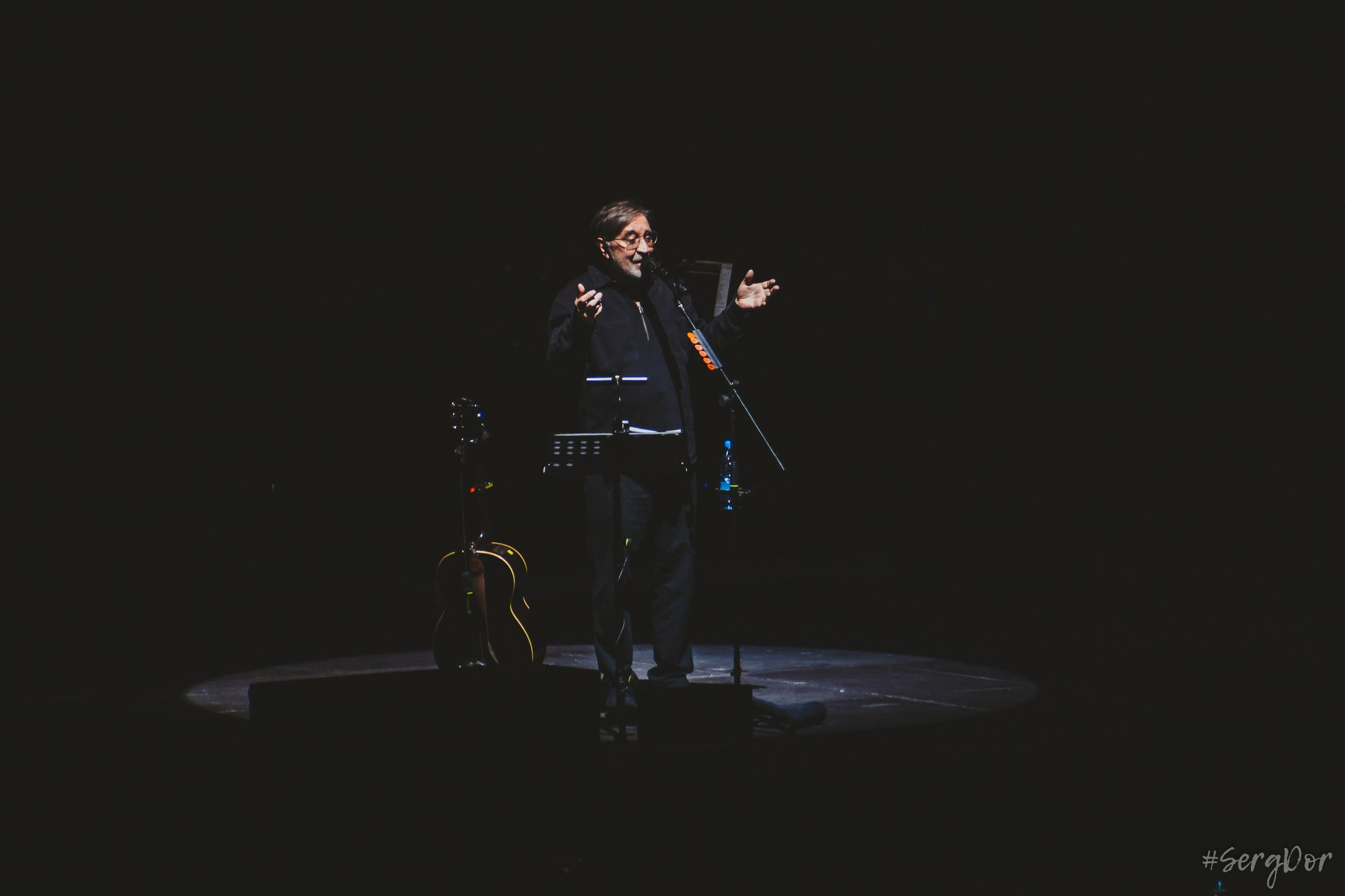 ДДТ, DDT, Ереван, 03.11.2024, СКК, Спортивно-концертный комплекс имени Карена Демирчяна, Երևան, Армения, большой концерт, 3 ноября 2024 года, Юрий Шевчук, SergDor, #SergDor