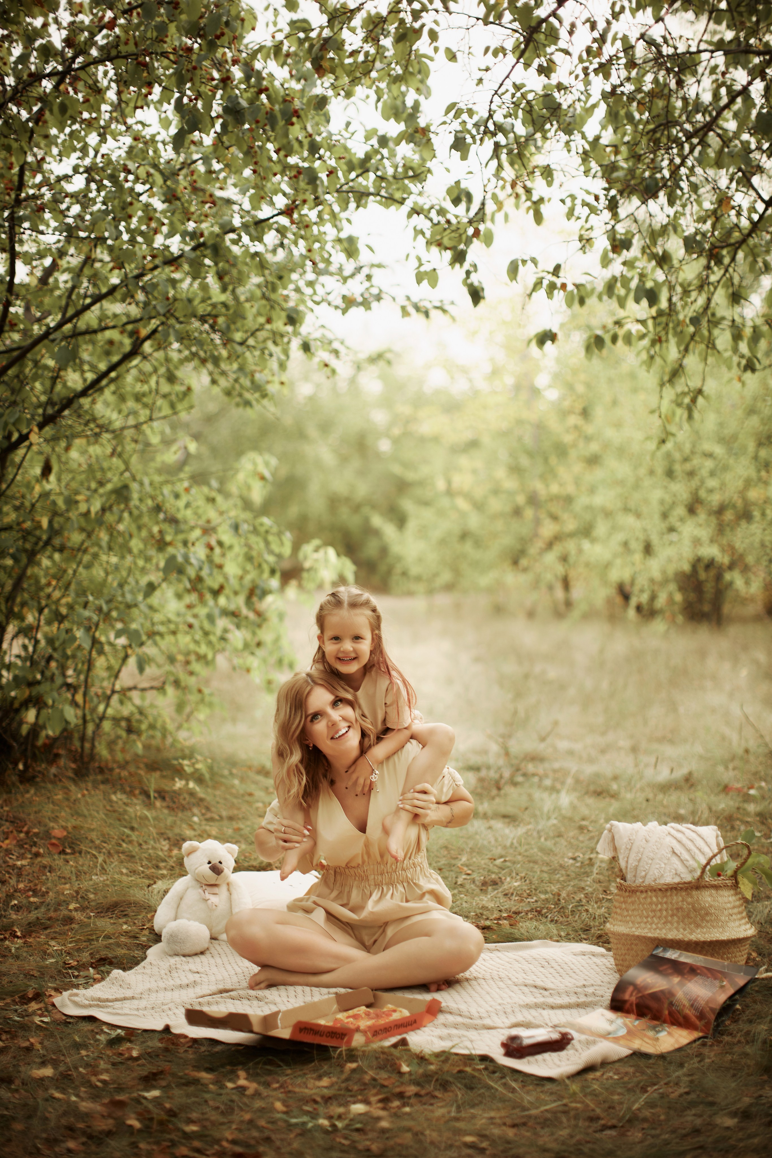 Настя и Милана. Ваш фотограф Антон Колташов город Курган Тюмень Челябинск Екатеринбург