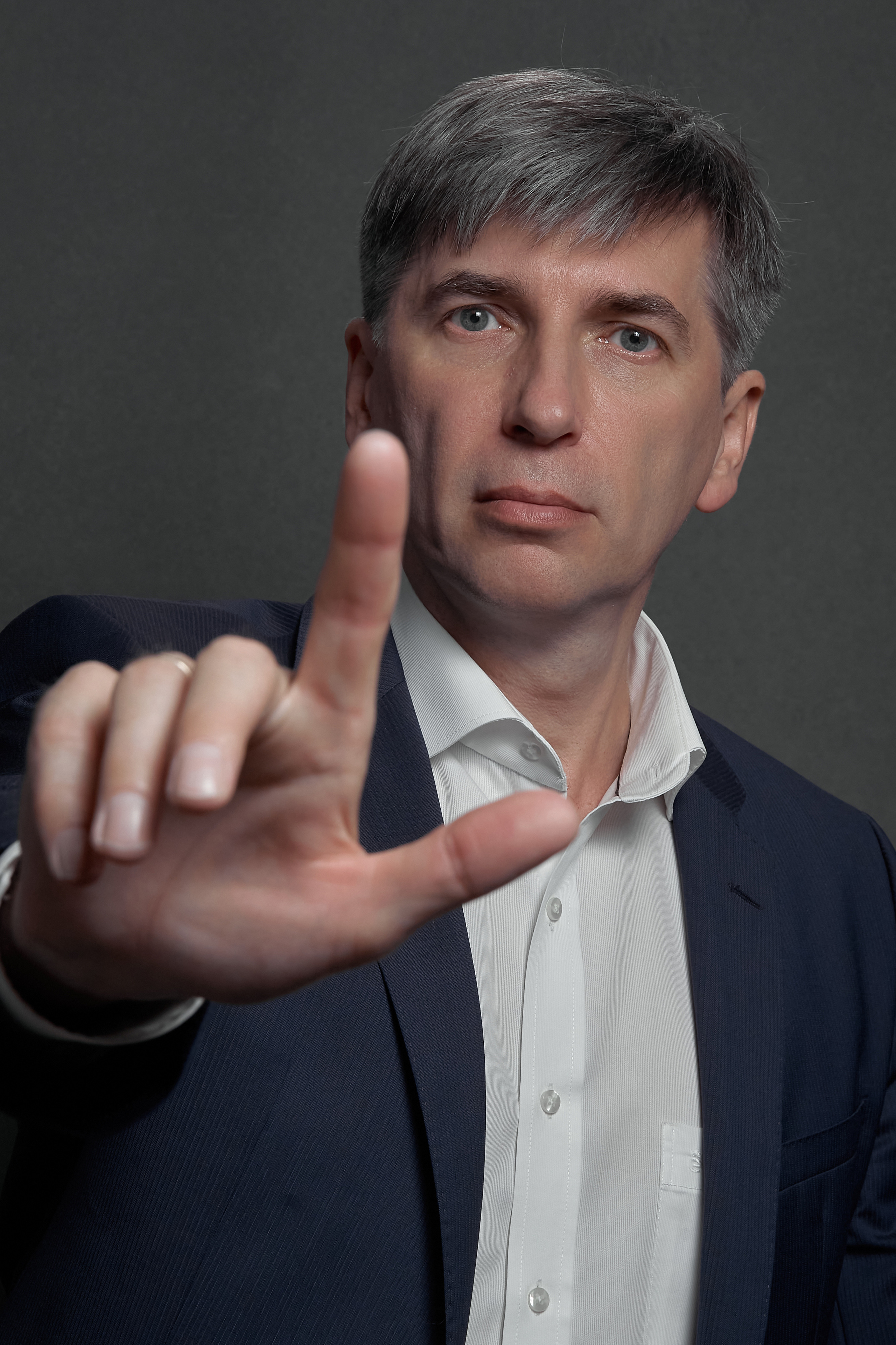 Имиджевый мужской портет. Фотограф в Москве Сергей Гаварос