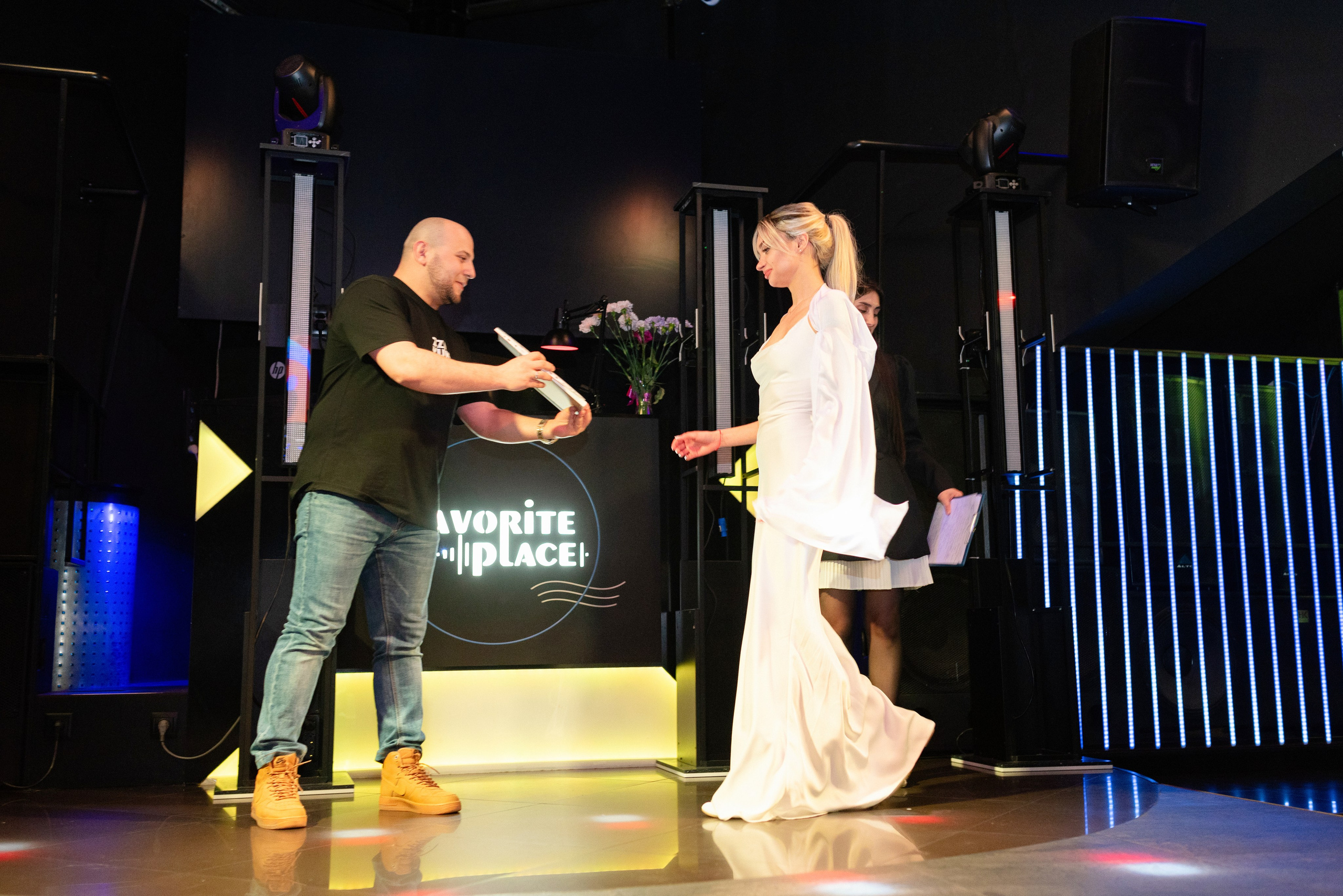 Конкурс в Favorite Place. Детский и семейный фотограф в Сургуте и Нефтеюганске Анна Старцева