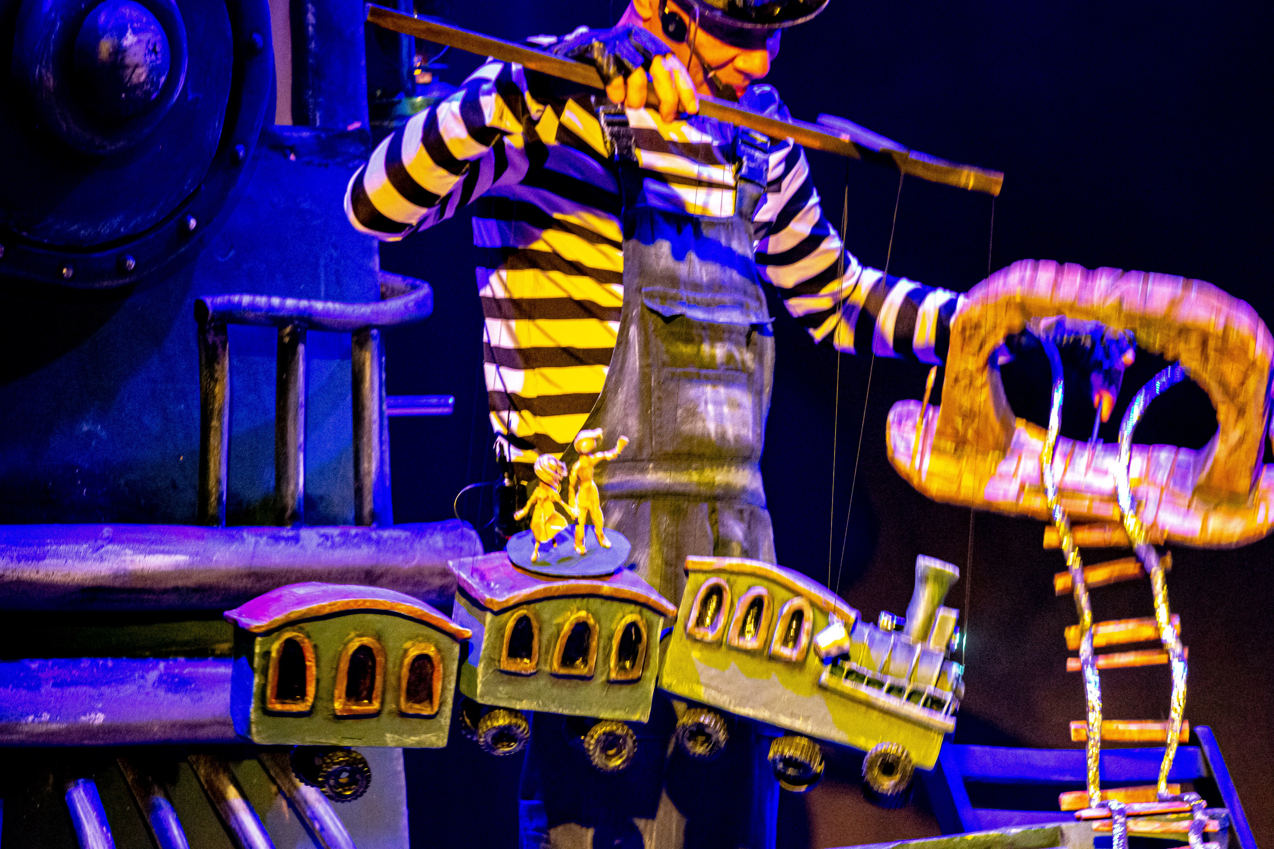 Театрп гномов или настоящие друзья. Фотограф в Сочи Юрий Шептаев