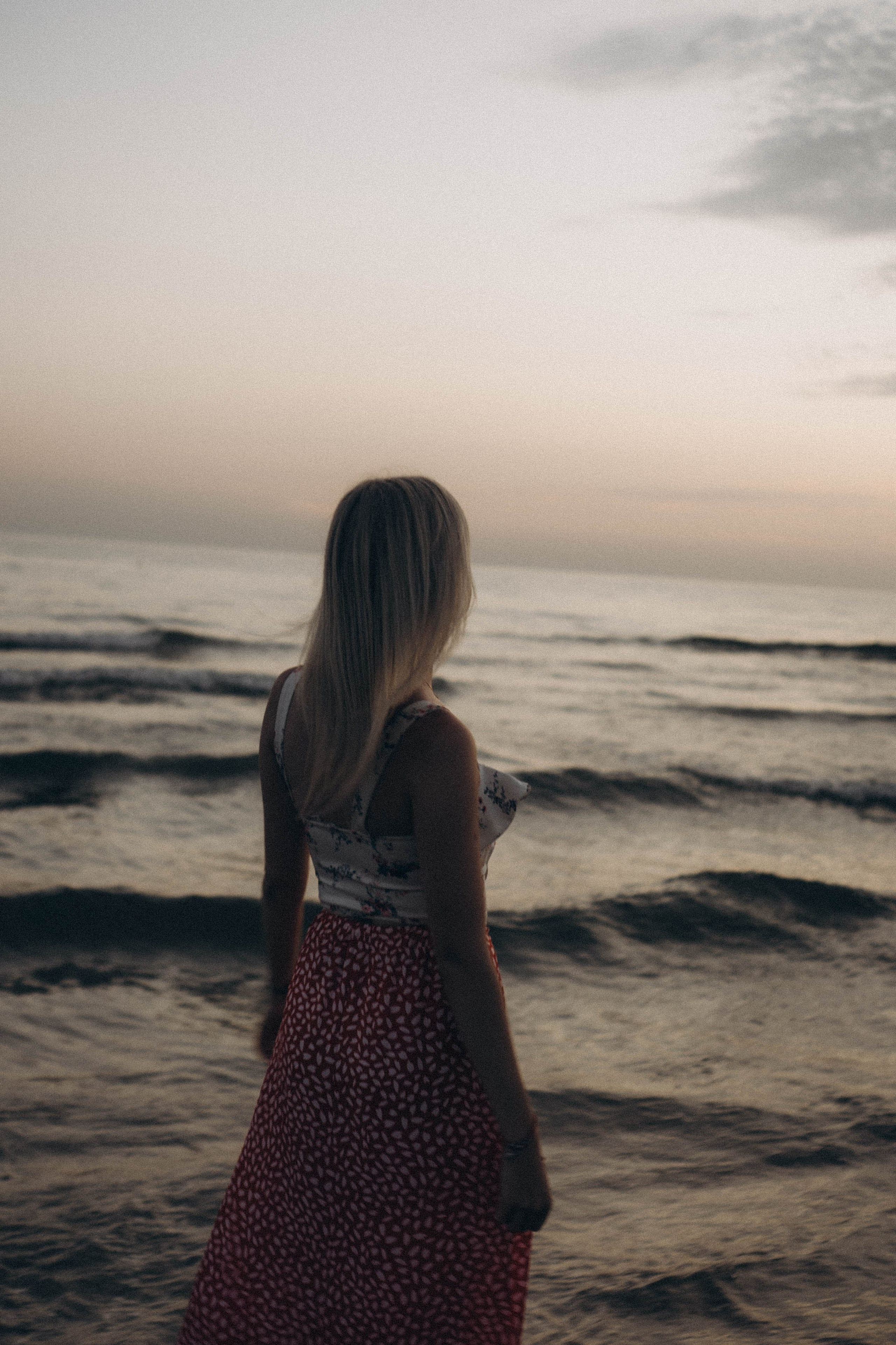 Июльский вечер на берегу черного моря. Профессиональный фотограф, Санкт-Петербург — Виктория Богомолова