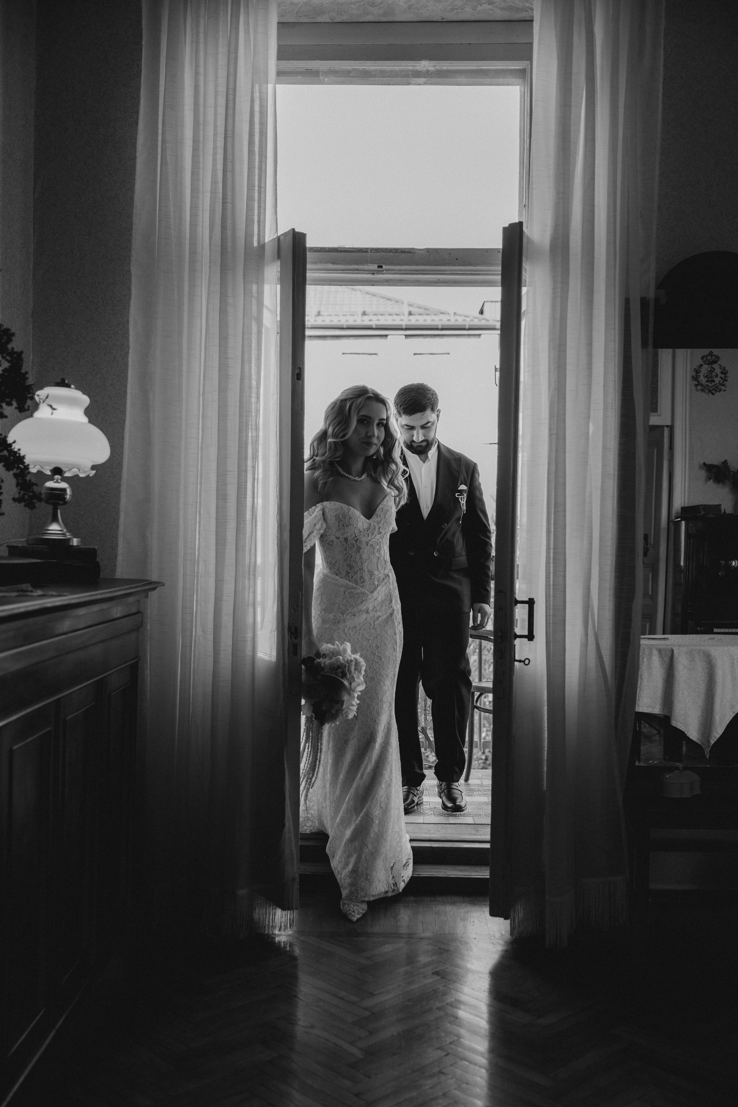 Арина и Норайр (ЗАГС+прогулка). Свадебный фотограф Юлия Галкина Ростов на Дону