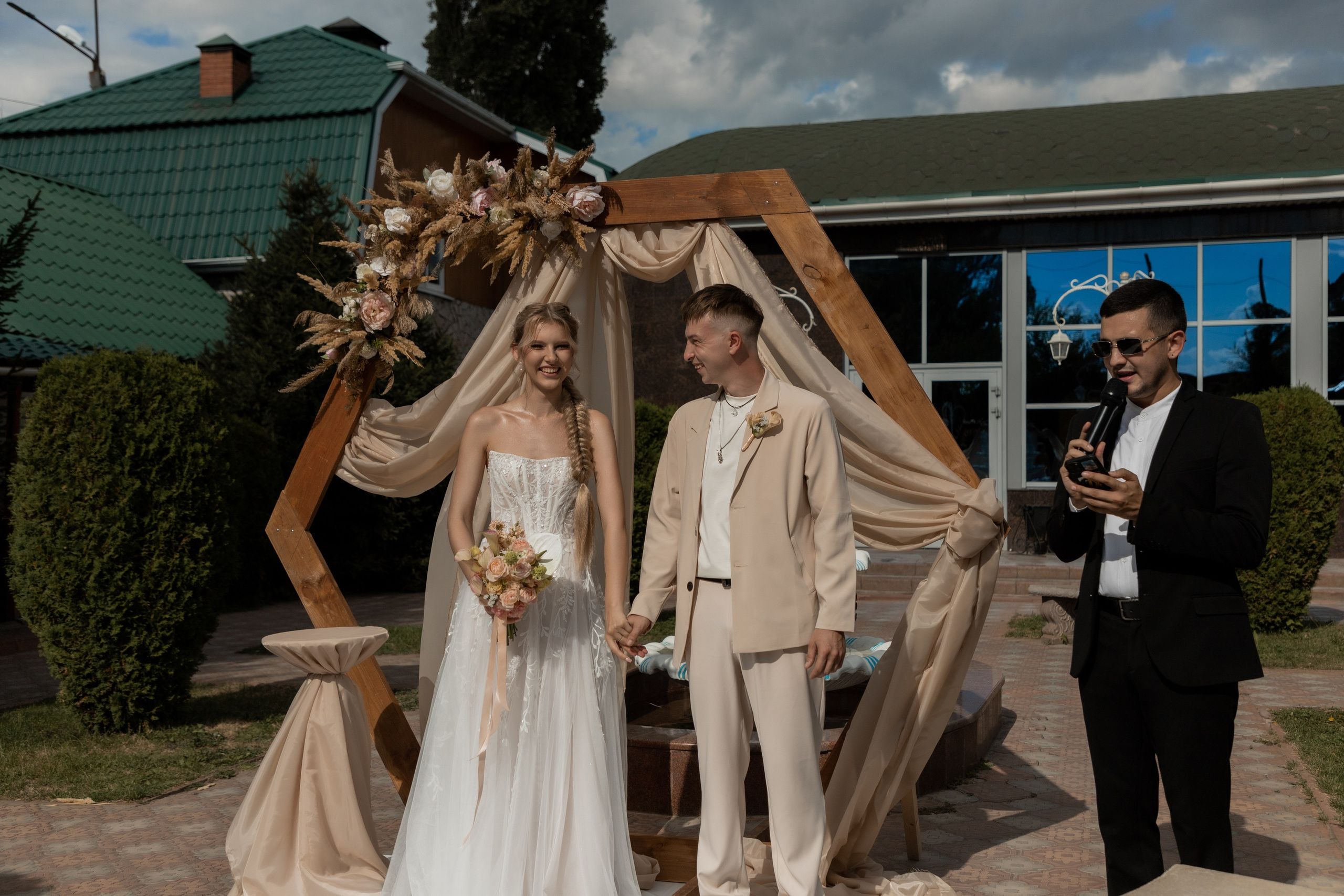 Роман и Александра (банкет). Свадебный фотограф Ангелина Сунгатулина | Саратов | Балаково | Вольск