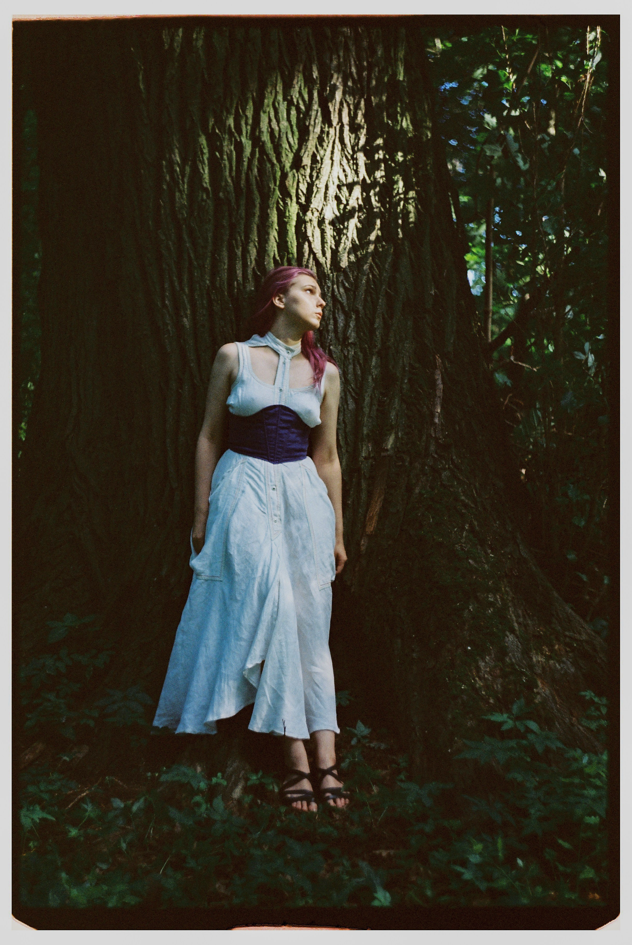 Фотосессия на Лютеранском кладбище на пленку для Кати в Санкт-Петербурге. Светлана Гопанюк. Портретный фотограф. Санкт-Петербург. СПб