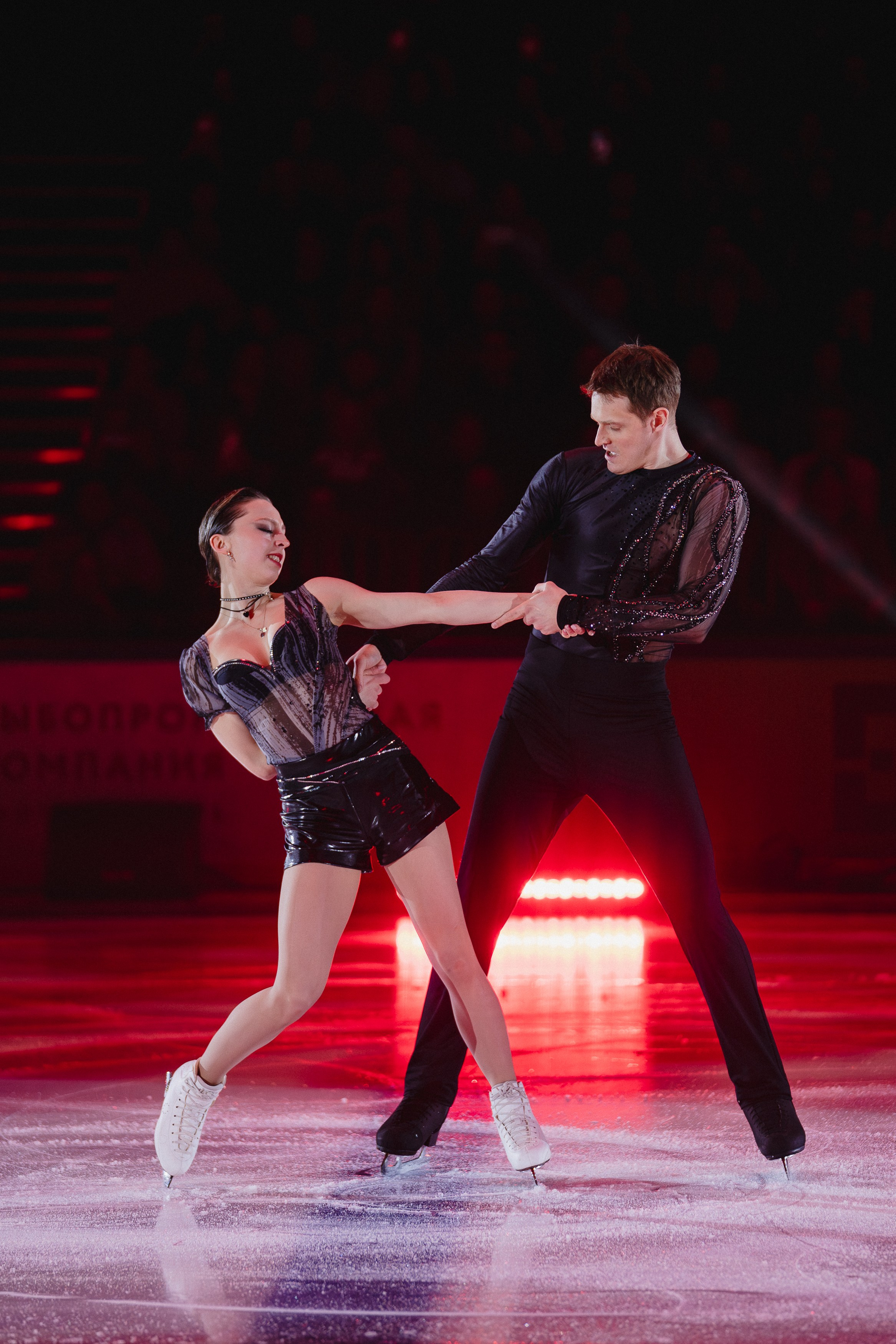 Шоу Этери Тутберидзе в Новосибирске. Воробьева Ксения — Спортивный и танцевальный фотограф Новосибирск