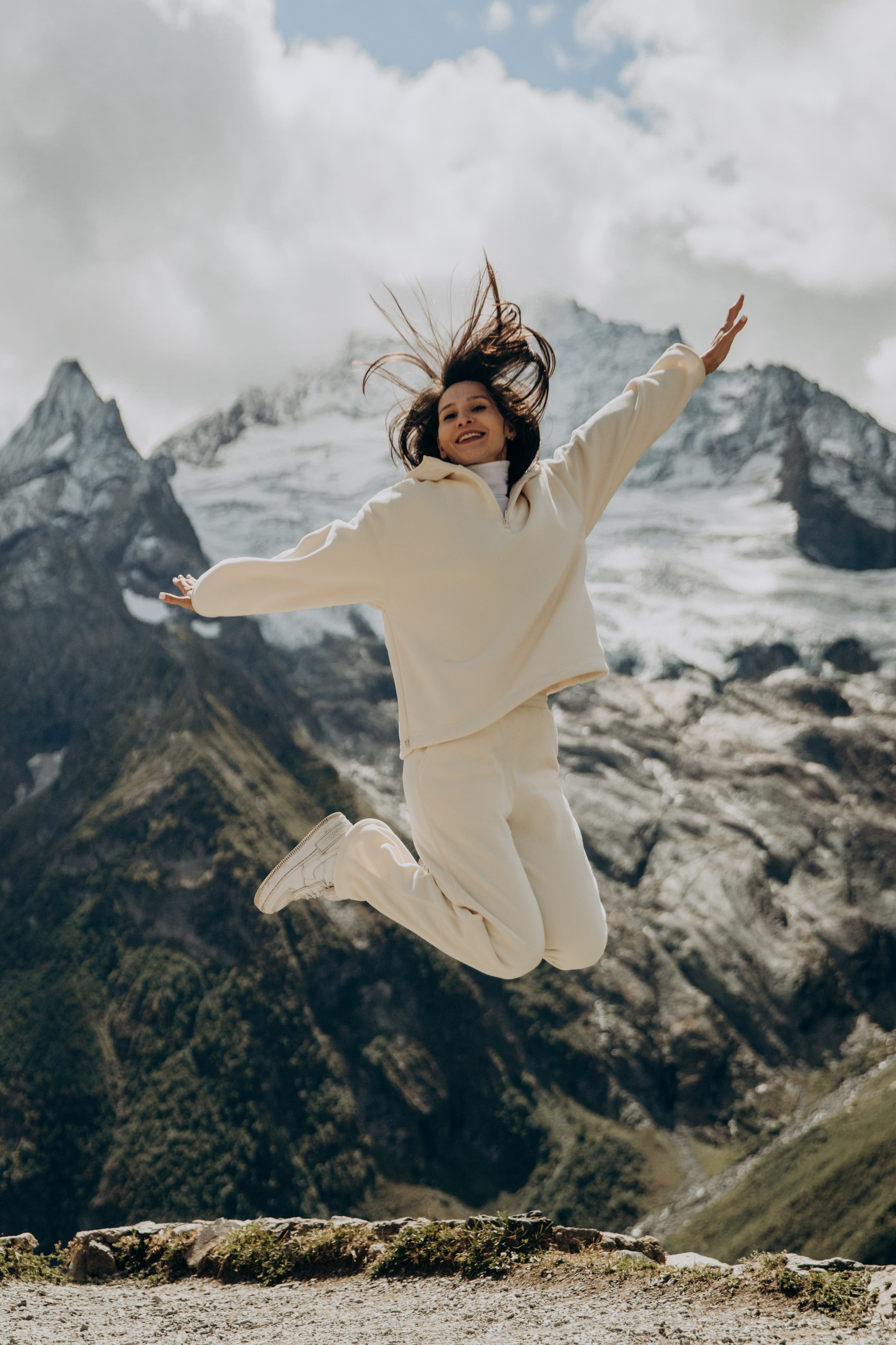 Юля с семьей, Домбай. Портфолио