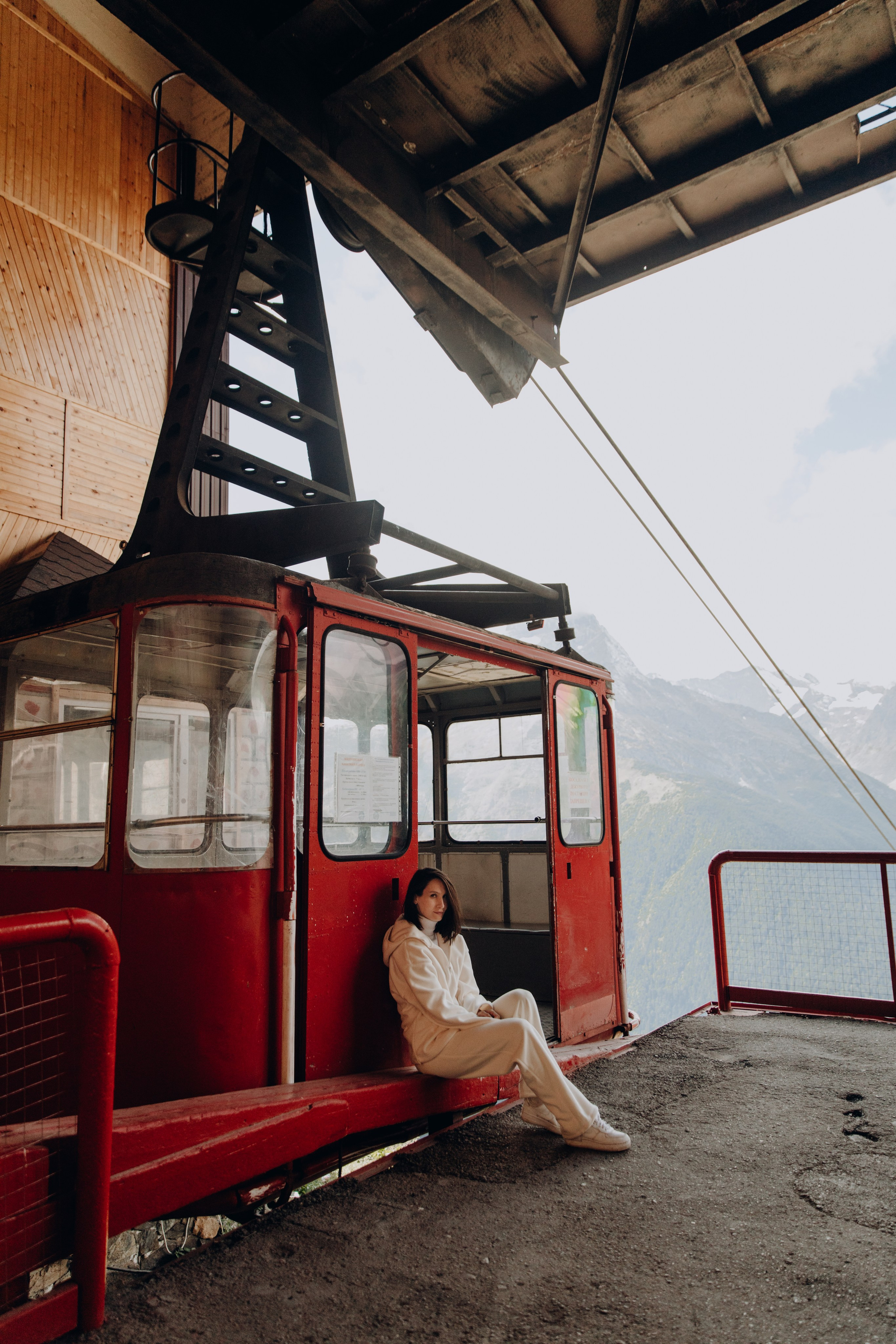 Юля с семьей, Домбай. Портфолио