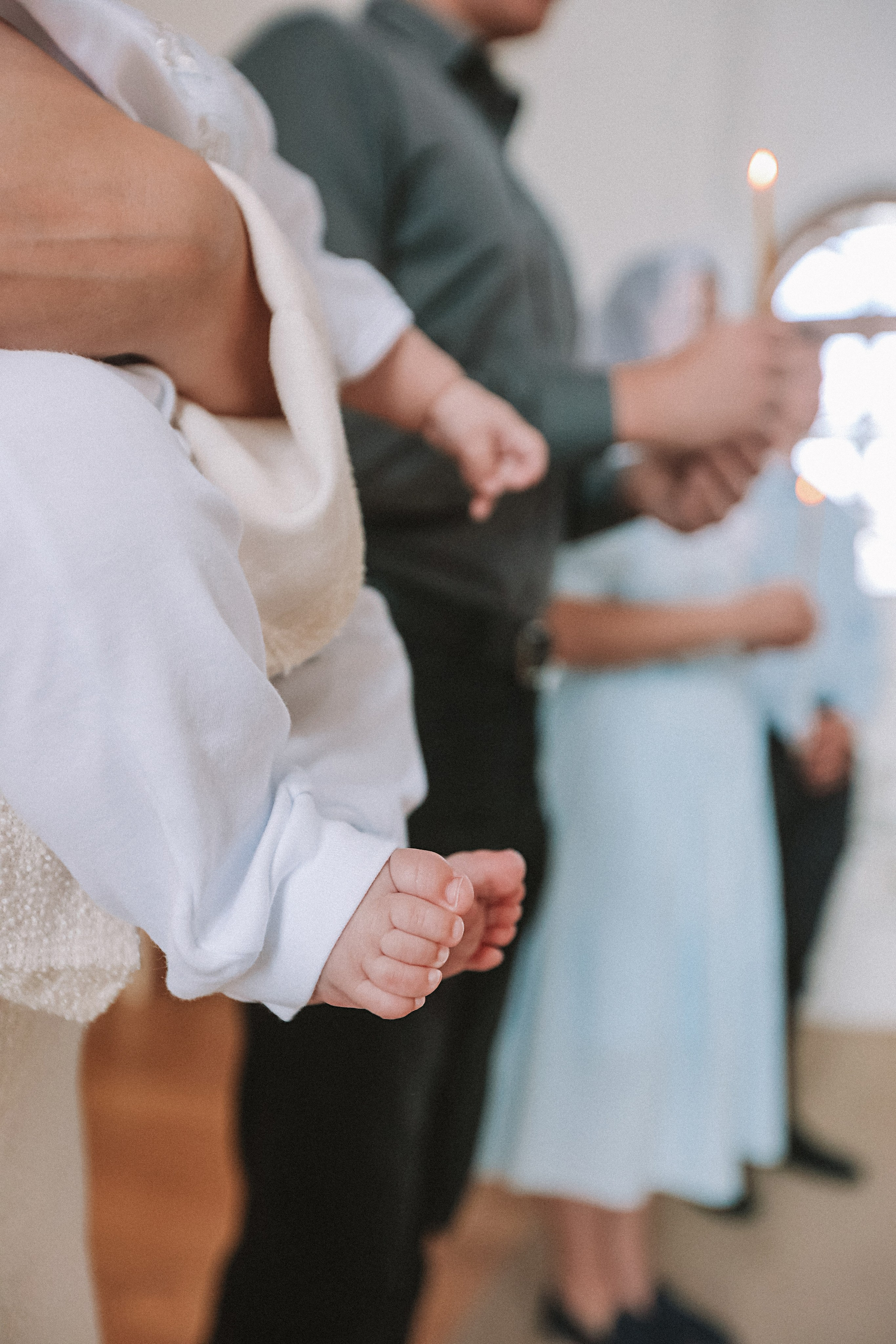 Крещение церковь около моста влюбленных. Семейный фотограф Тюмень, фотограф на роды Салмина Мария