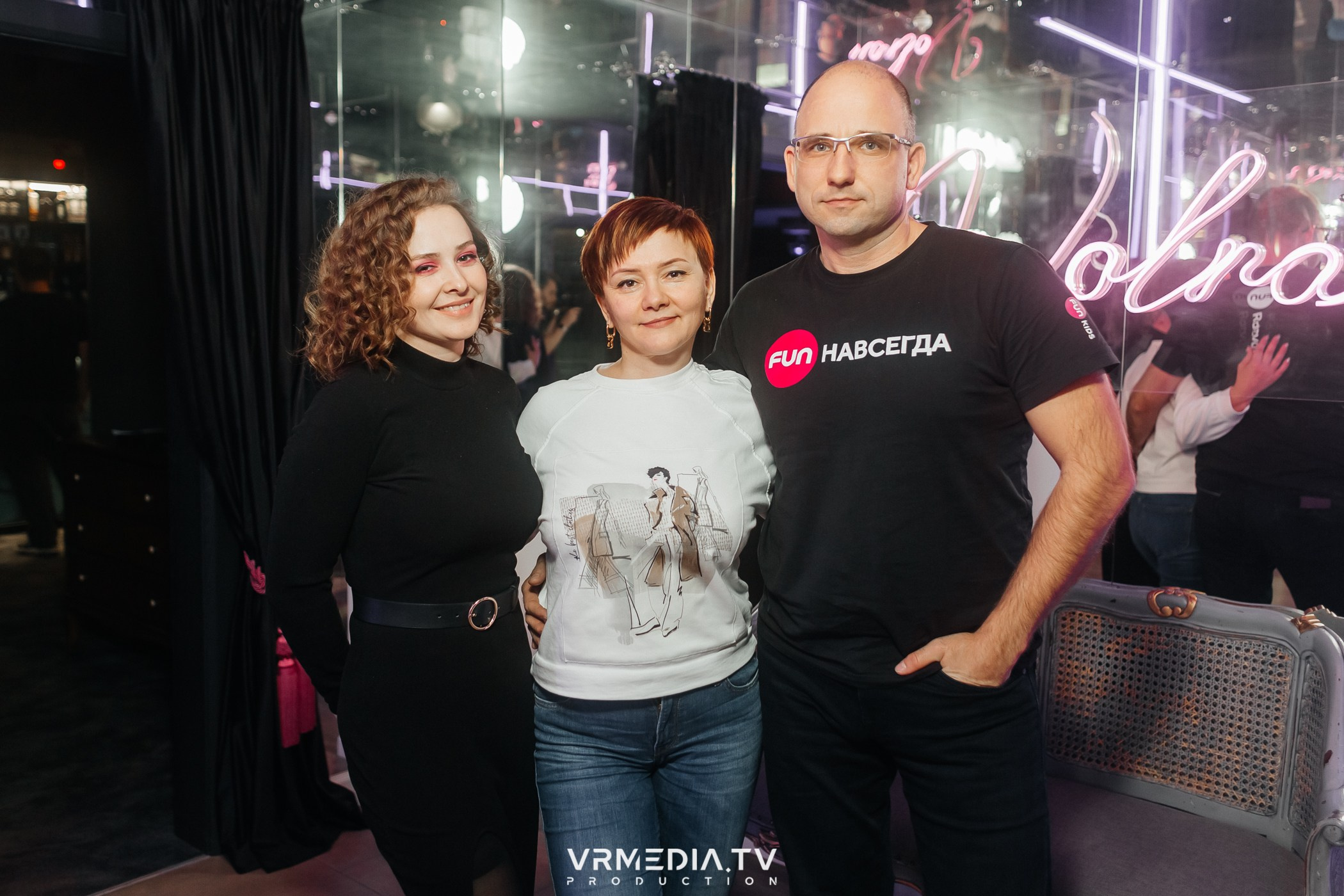 OLD VS. NEW в караоке-баре «Volna»