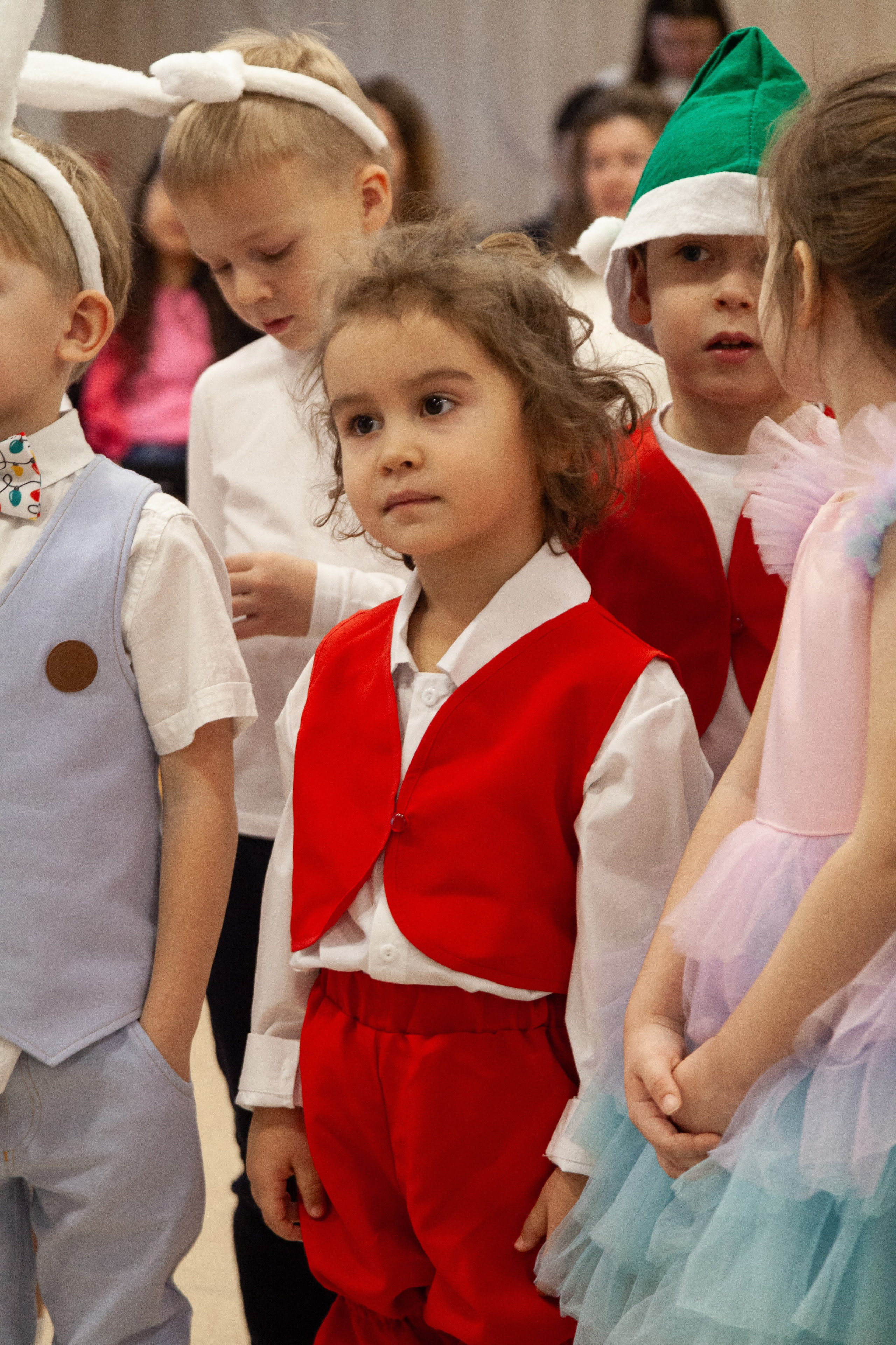 Новогодний утренник. 17.12.24. Профессиональное фото в Казани: от идеи до результата. Фотограф Яна Мур