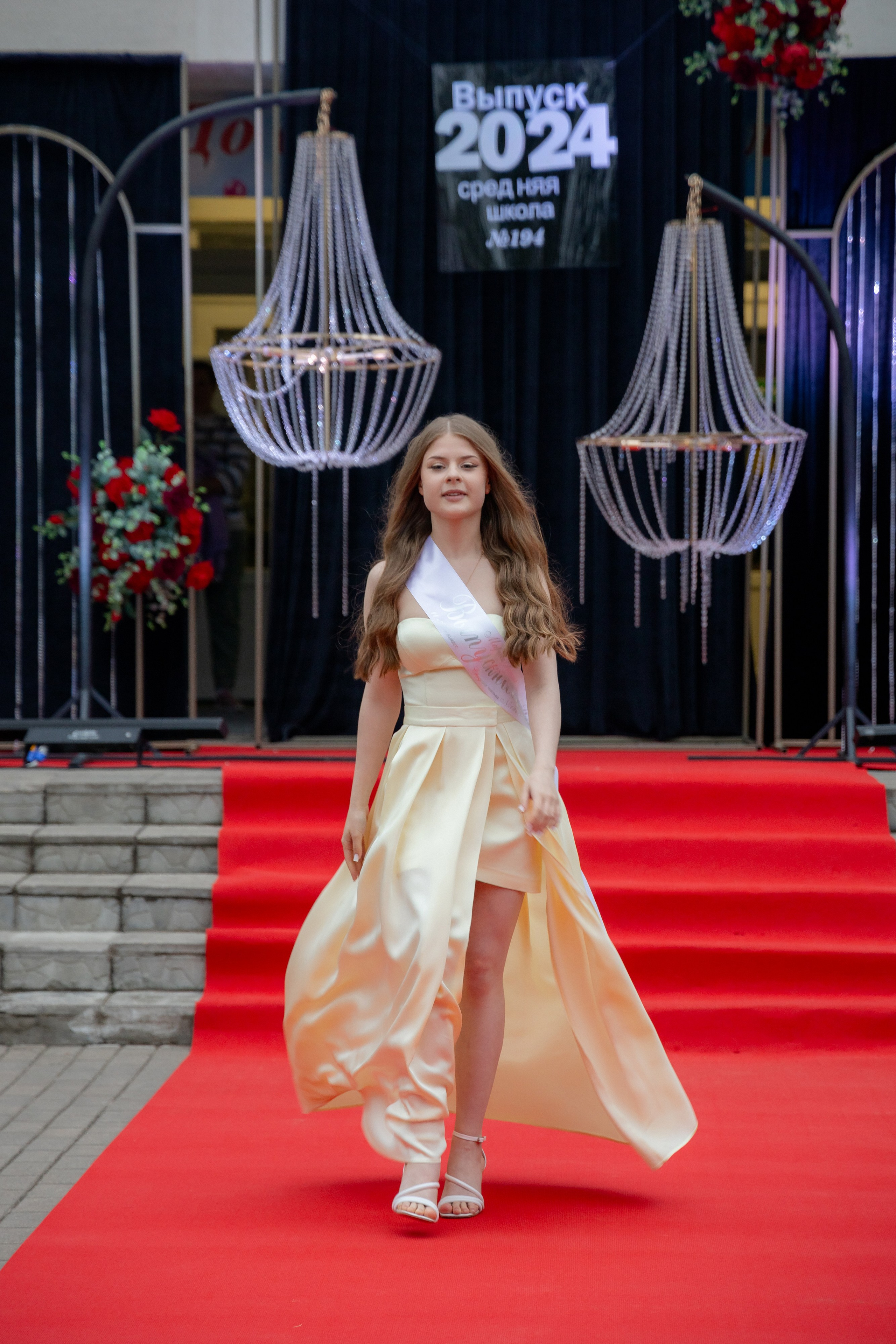 Школьный выпускной 2024 год в Соколе (Минск). Свадебный фотограф в Минске/Беларуси Сергей Спиридонов