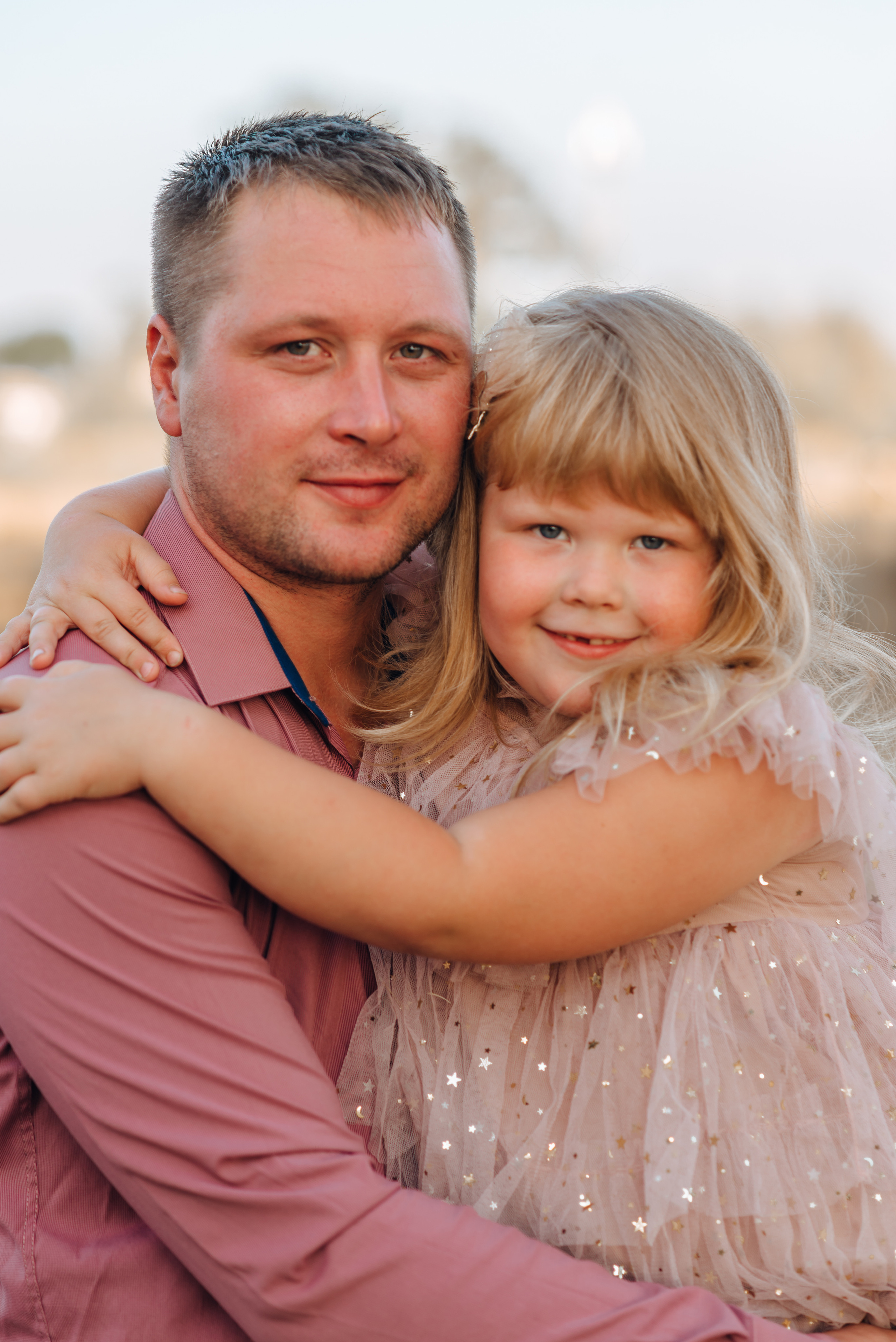 Варенька с бабулей и папой. Совец. Детский и семейный фотограф Катерина Мишина