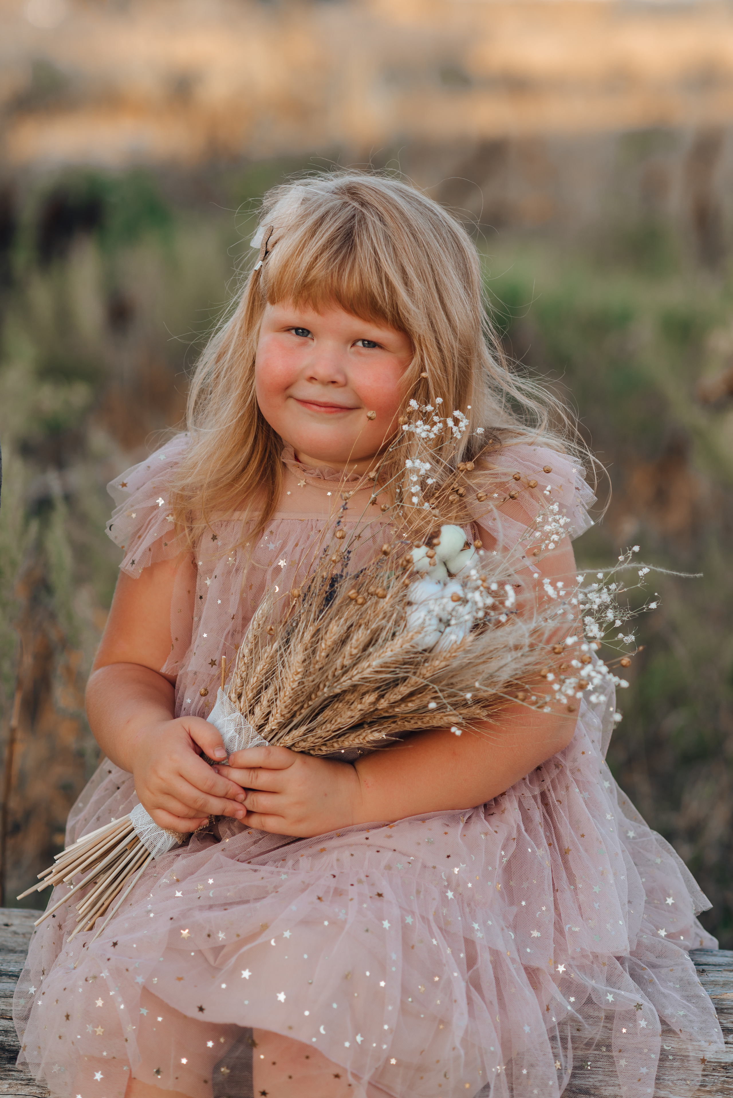 Варенька с бабулей и папой. Совец. Детский и семейный фотограф Катерина Мишина