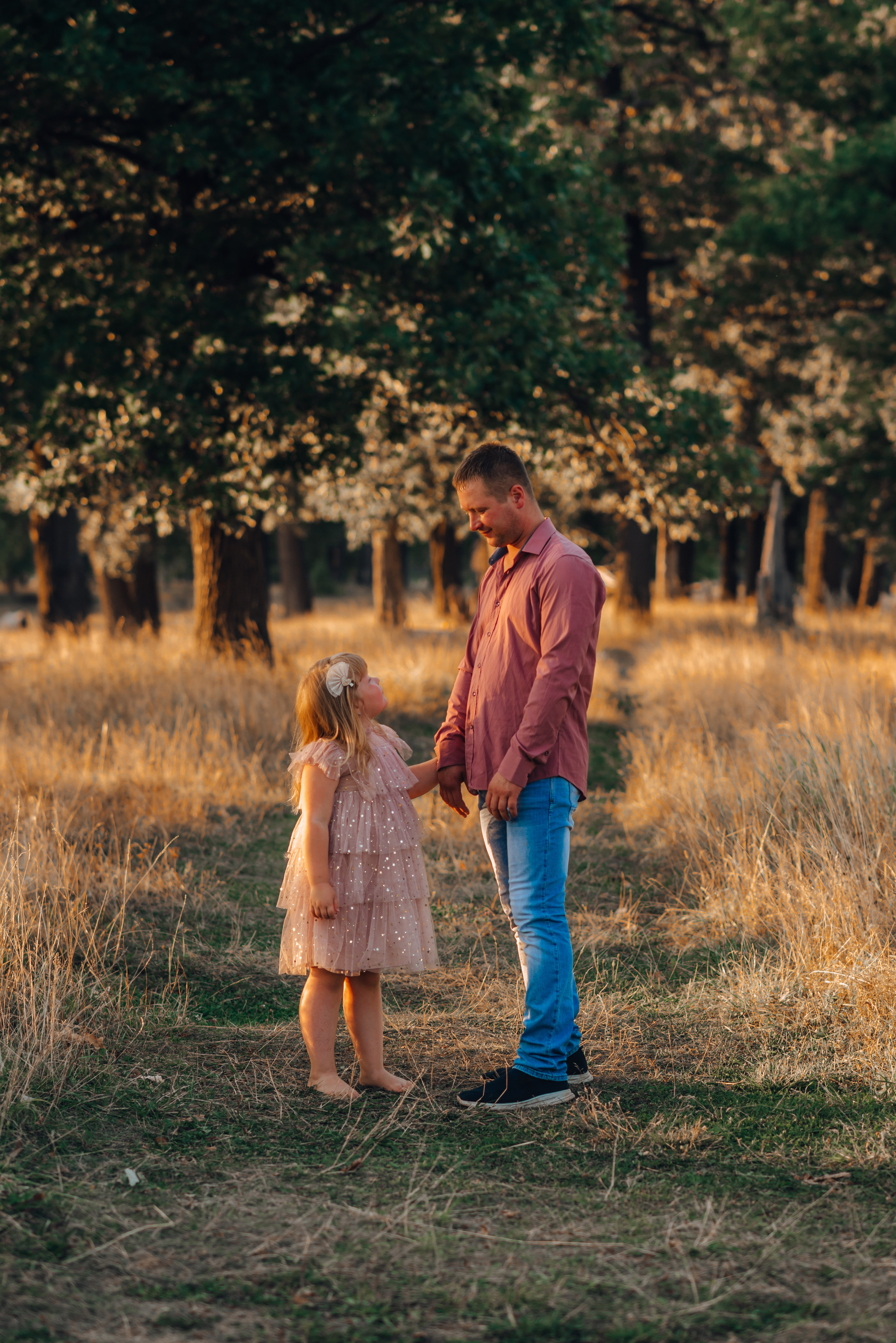 Варенька с бабулей и папой. Совец. Детский и семейный фотограф Катерина Мишина