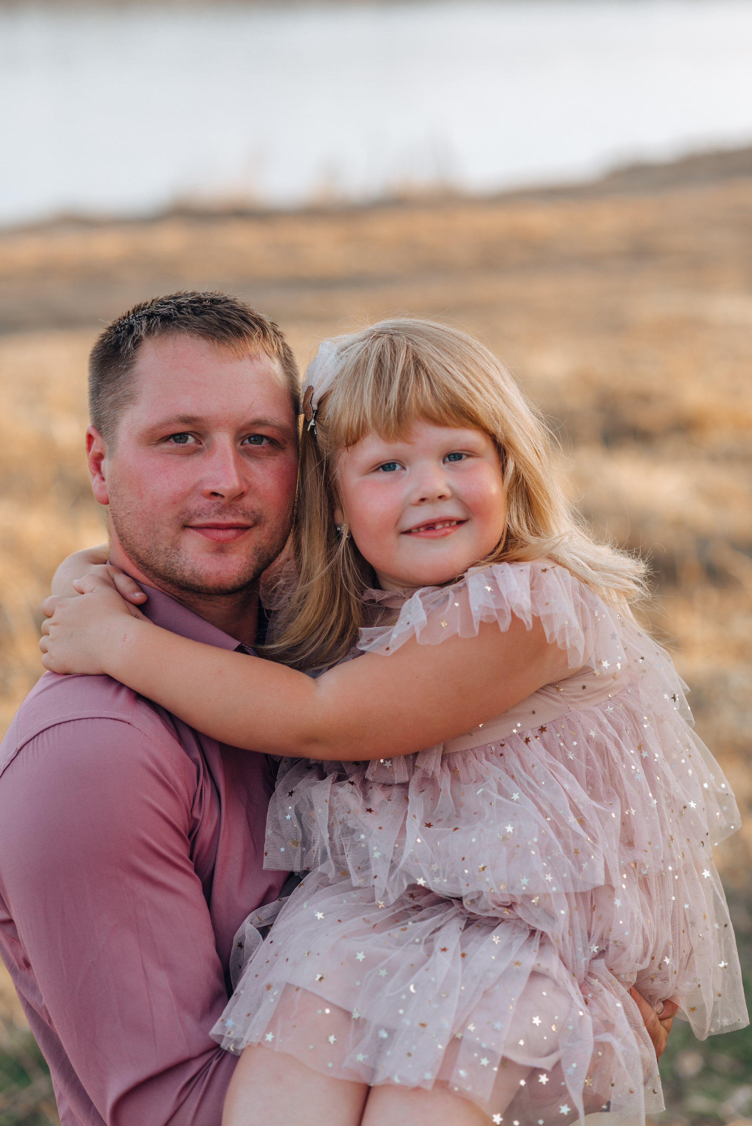 Варенька с бабулей и папой. Совец. Детский и семейный фотограф Катерина Мишина