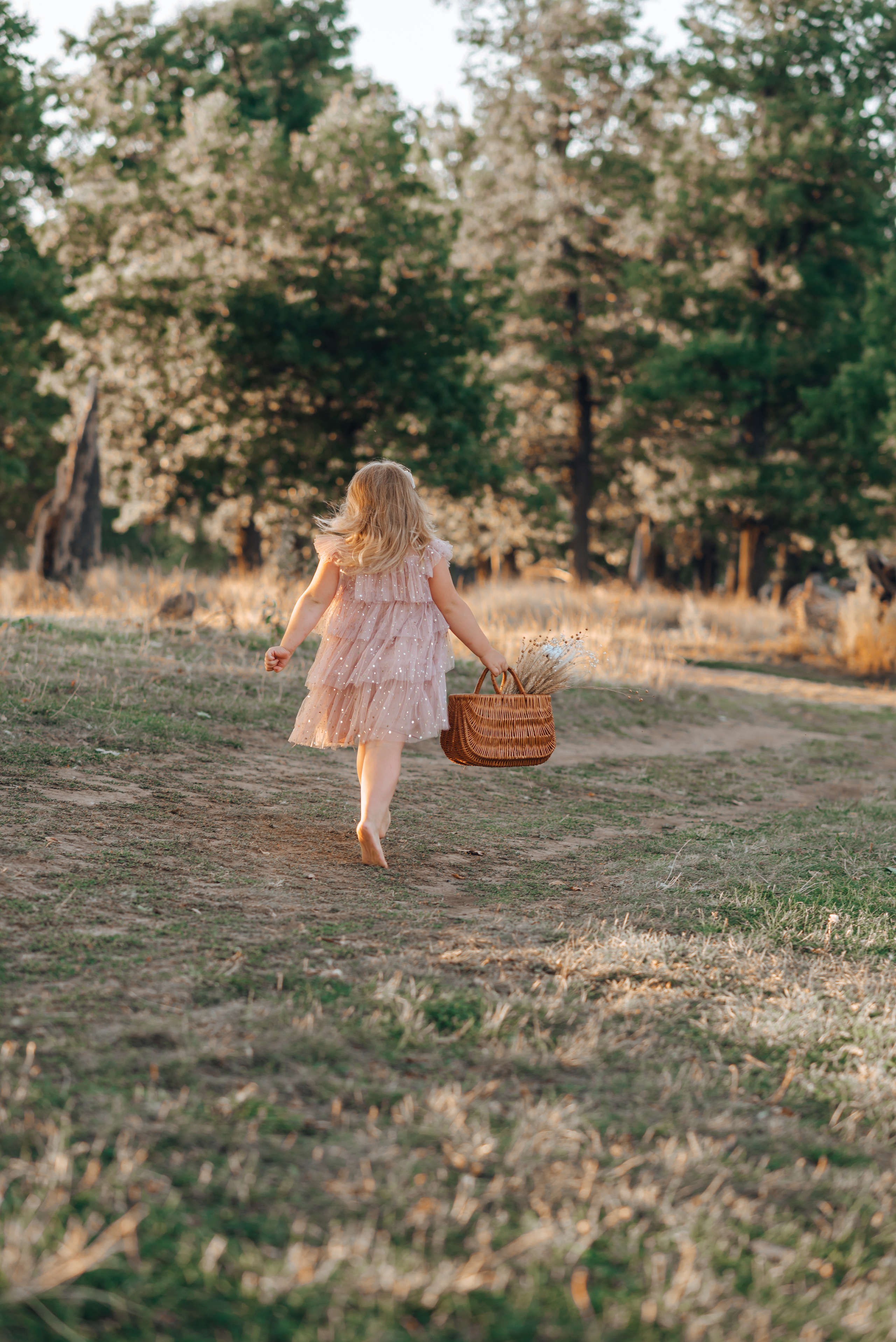 Варенька с бабулей и папой. Совец. Детский и семейный фотограф Катерина Мишина