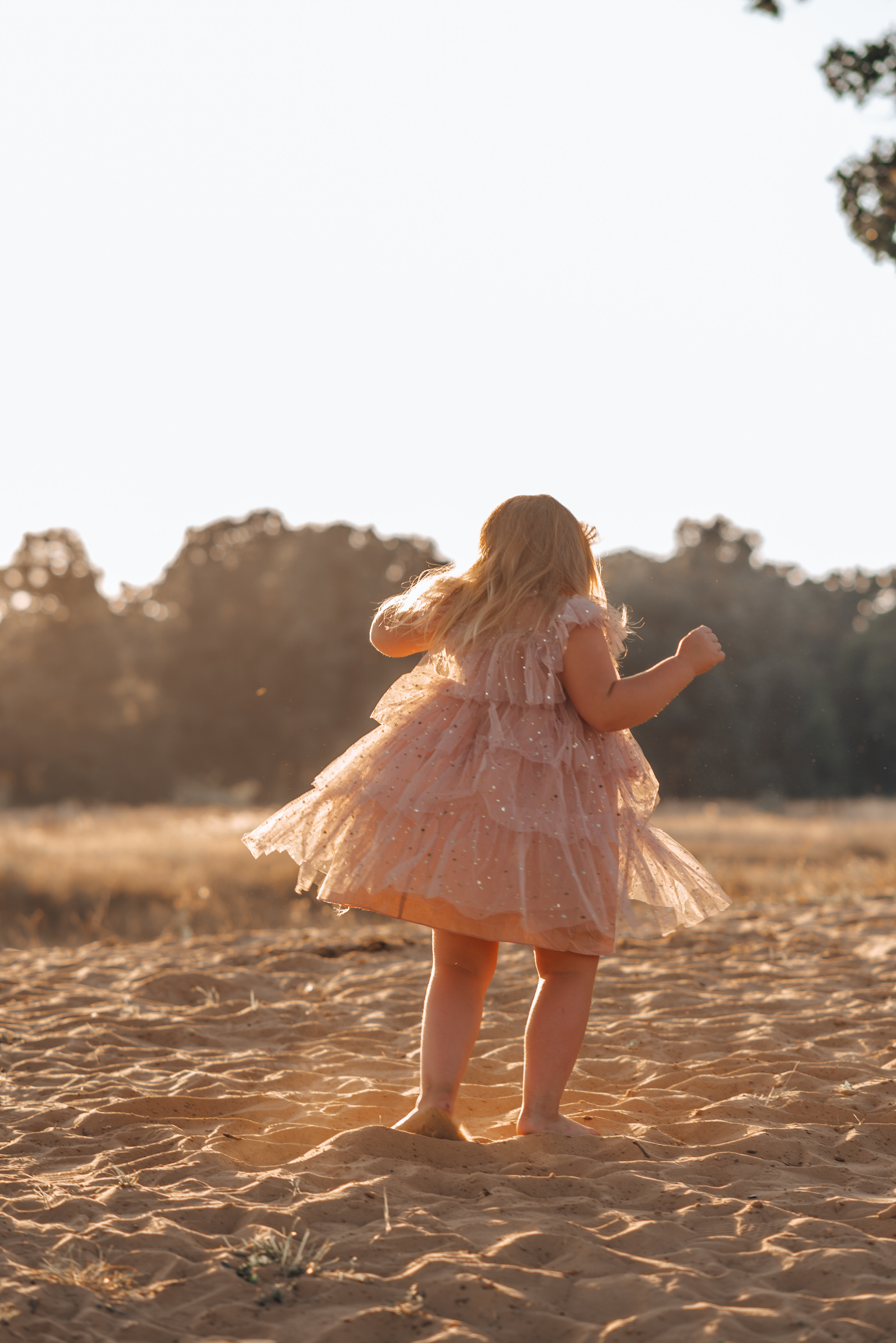 Варенька с бабулей и папой. Совец. Детский и семейный фотограф Катерина Мишина