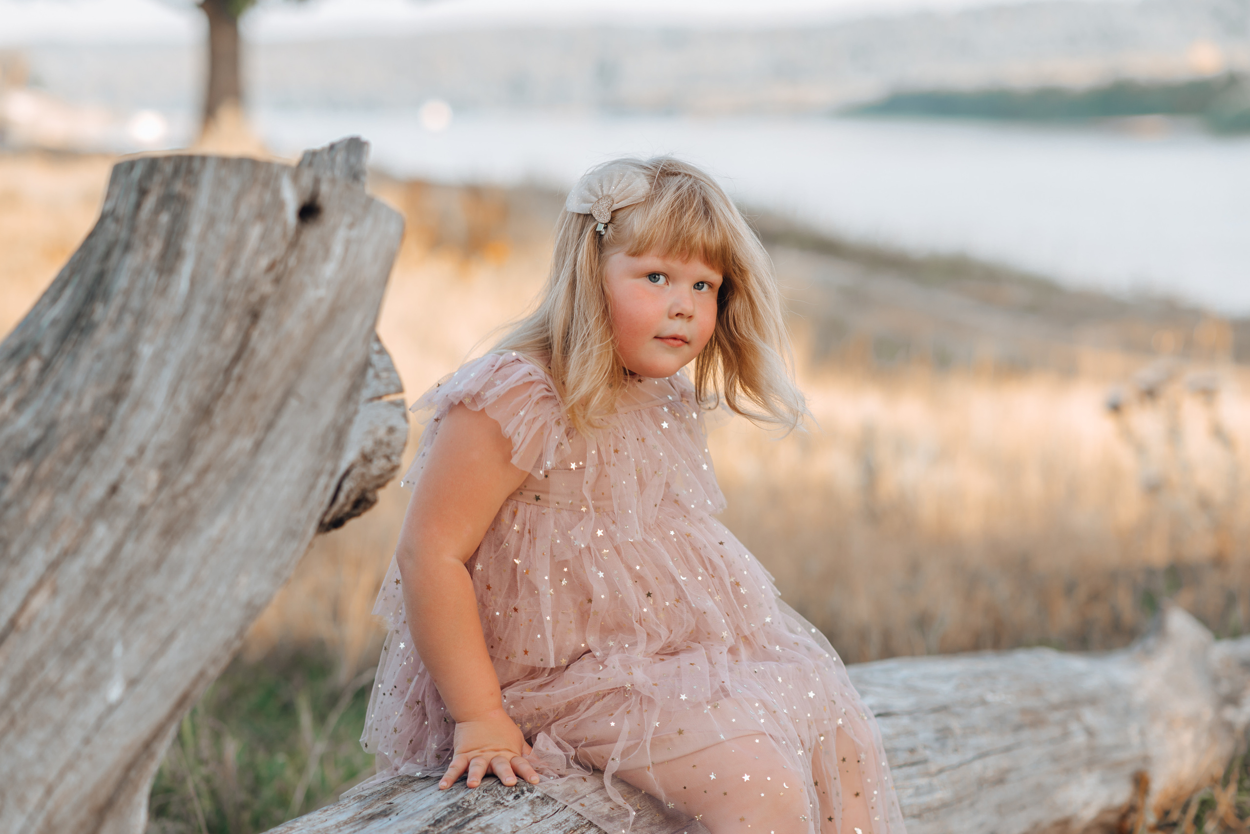 Варенька с бабулей и папой. Совец. Детский и семейный фотограф Катерина Мишина