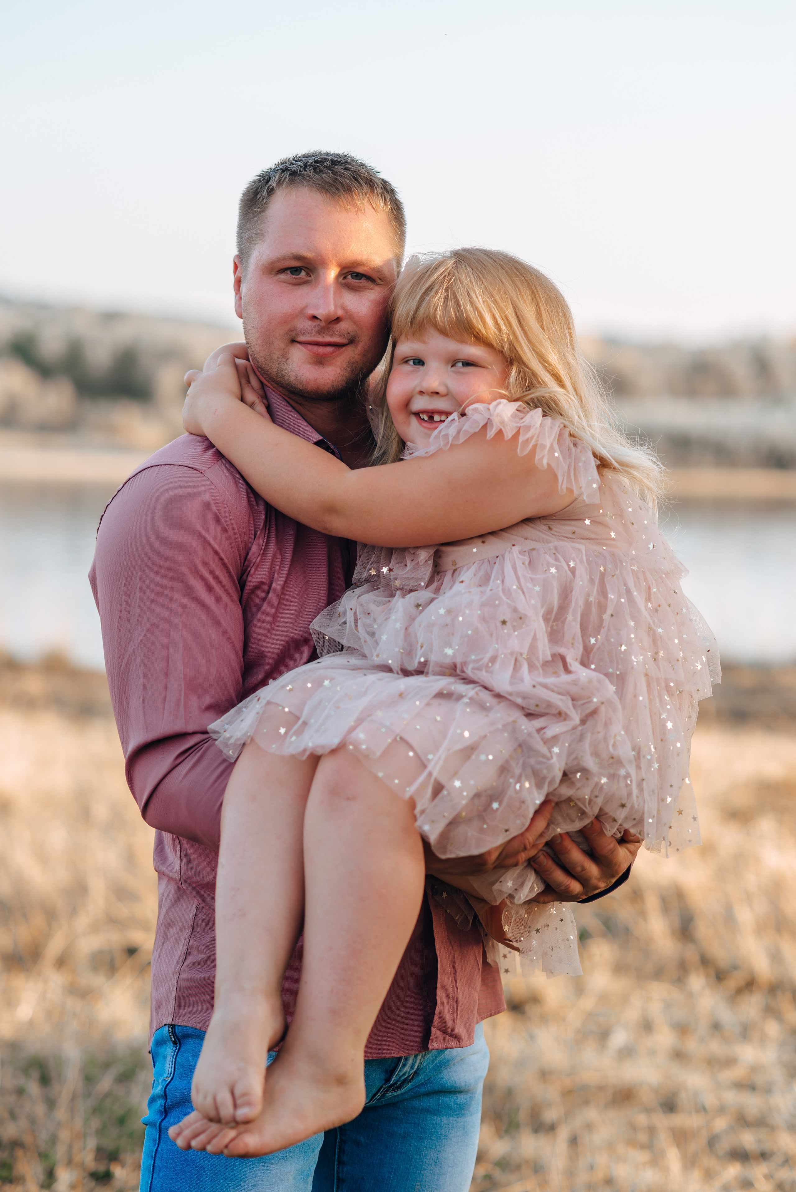 Варенька с бабулей и папой. Совец. Детский и семейный фотограф Катерина Мишина