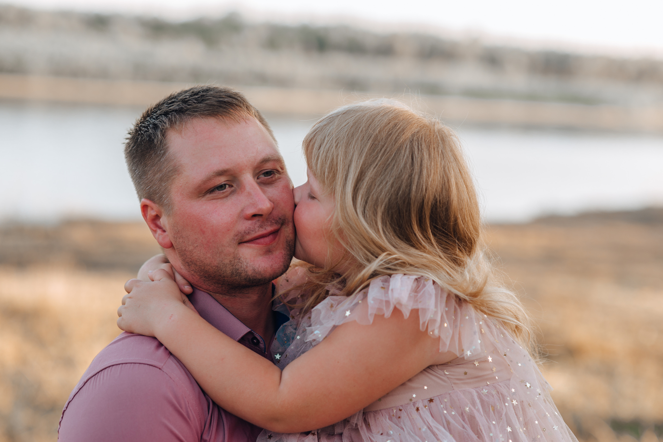 Варенька с бабулей и папой. Совец. Детский и семейный фотограф Катерина Мишина