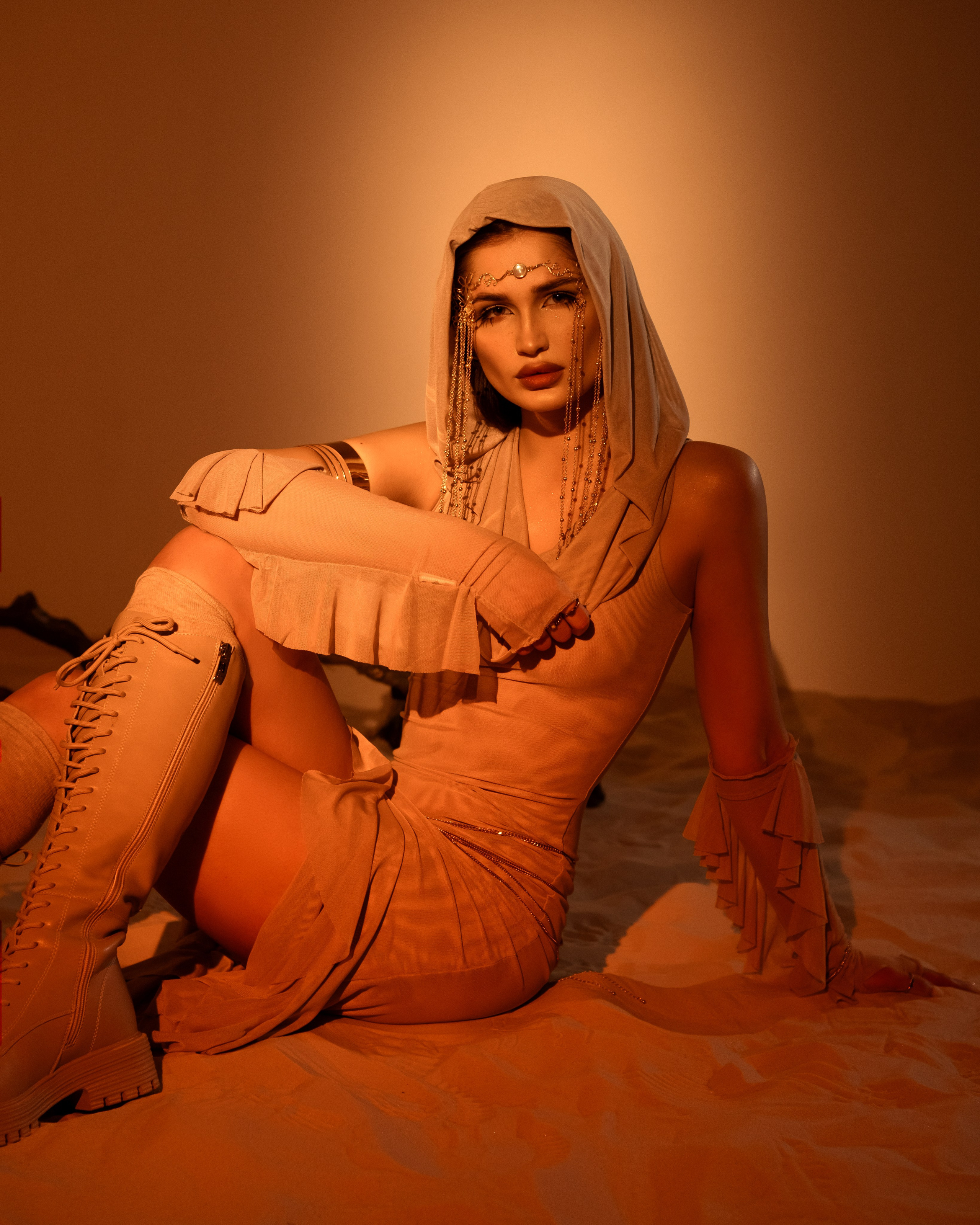 Дюна. Портретная и Fashion фотосъемка в Москве КРИС KISS. Лукбуки и каталоги